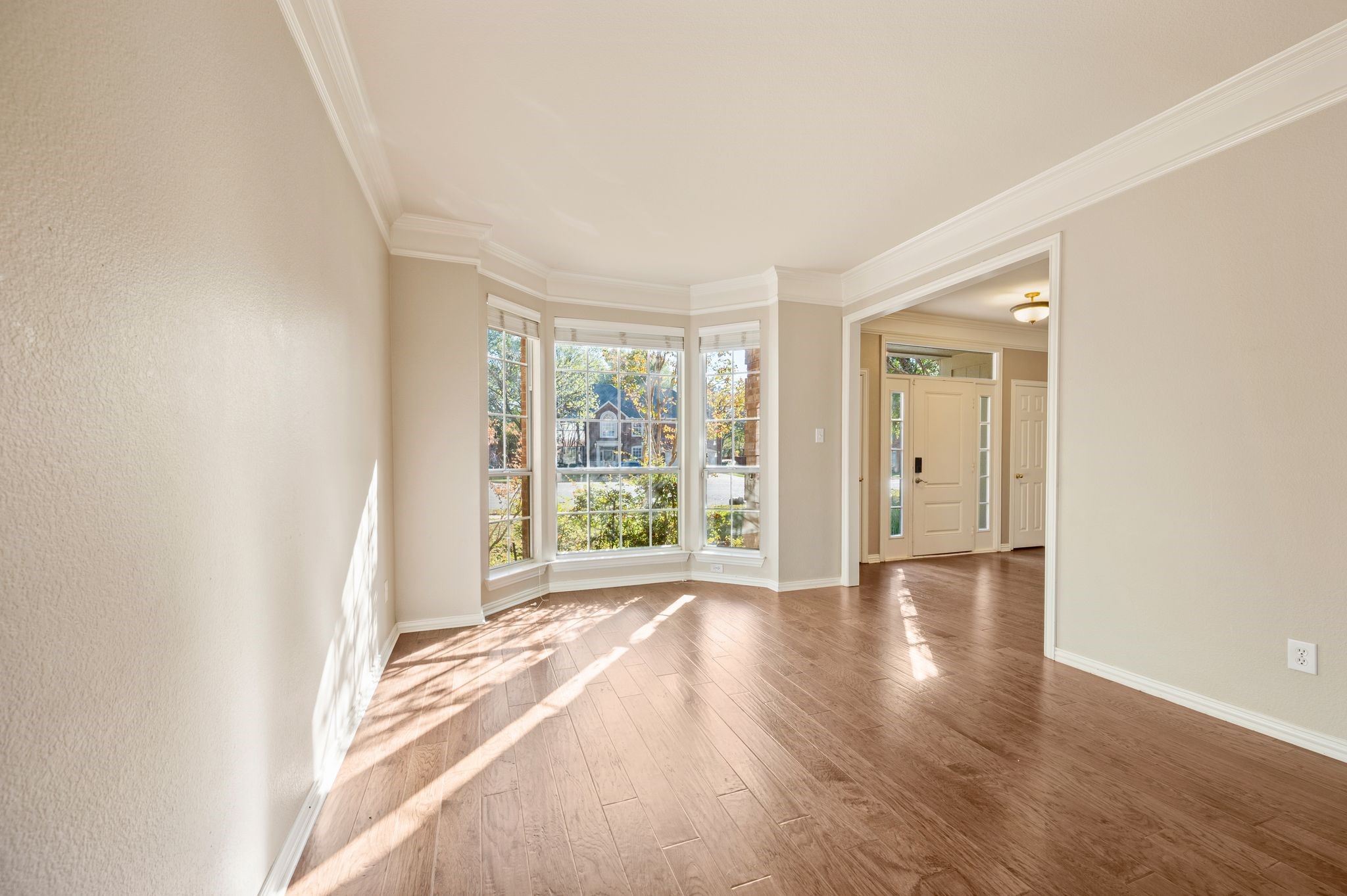 2504 Springhill Drive