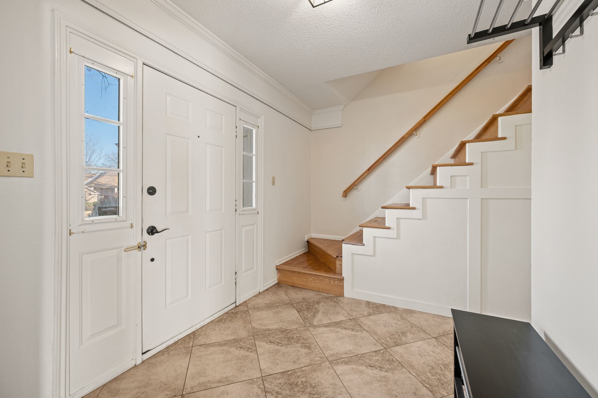 4348 Kenwood Drive