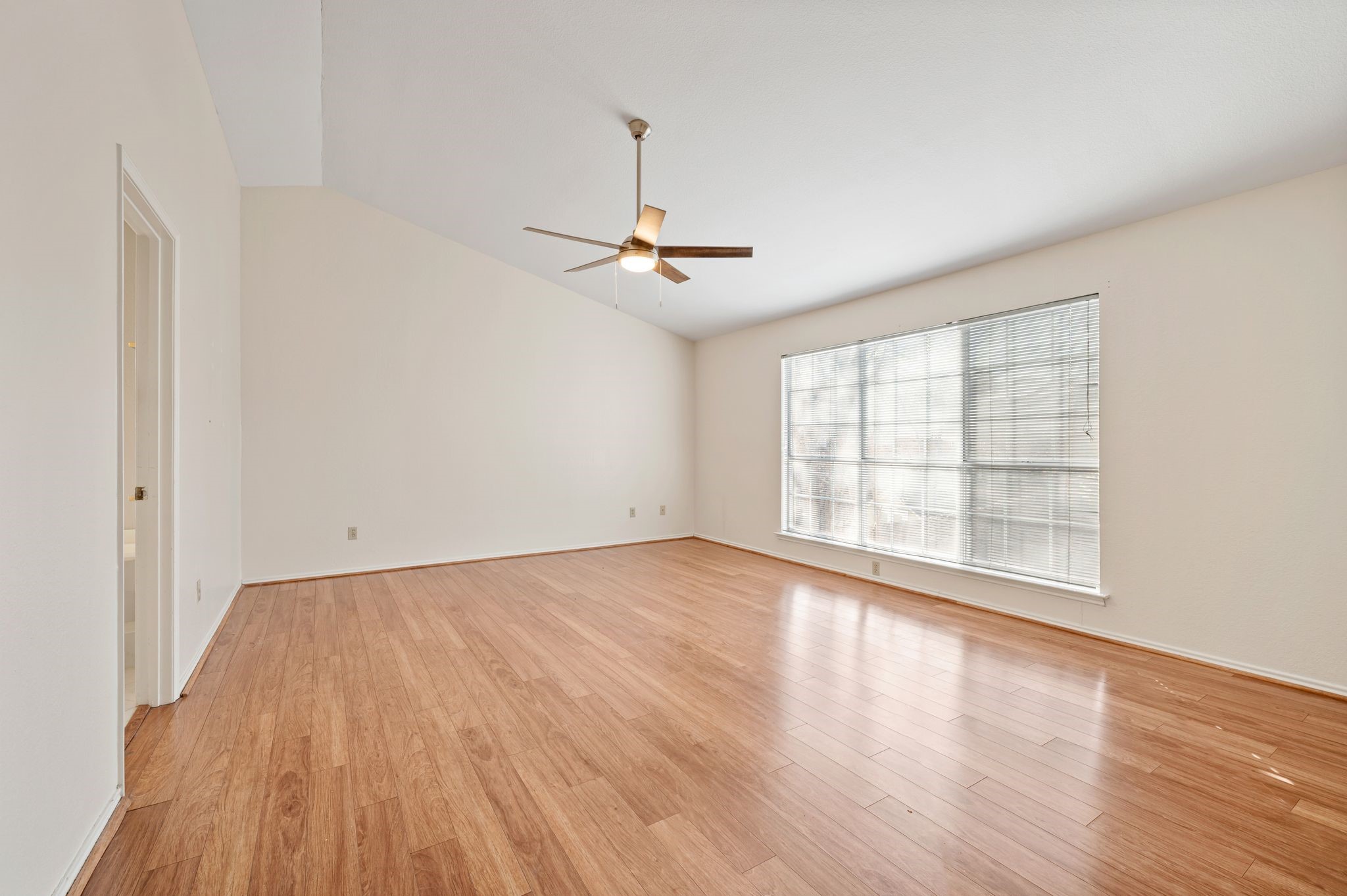 4348 Kenwood Drive