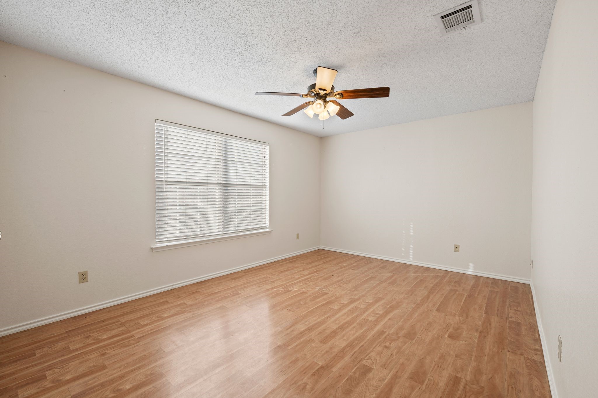 4348 Kenwood Drive