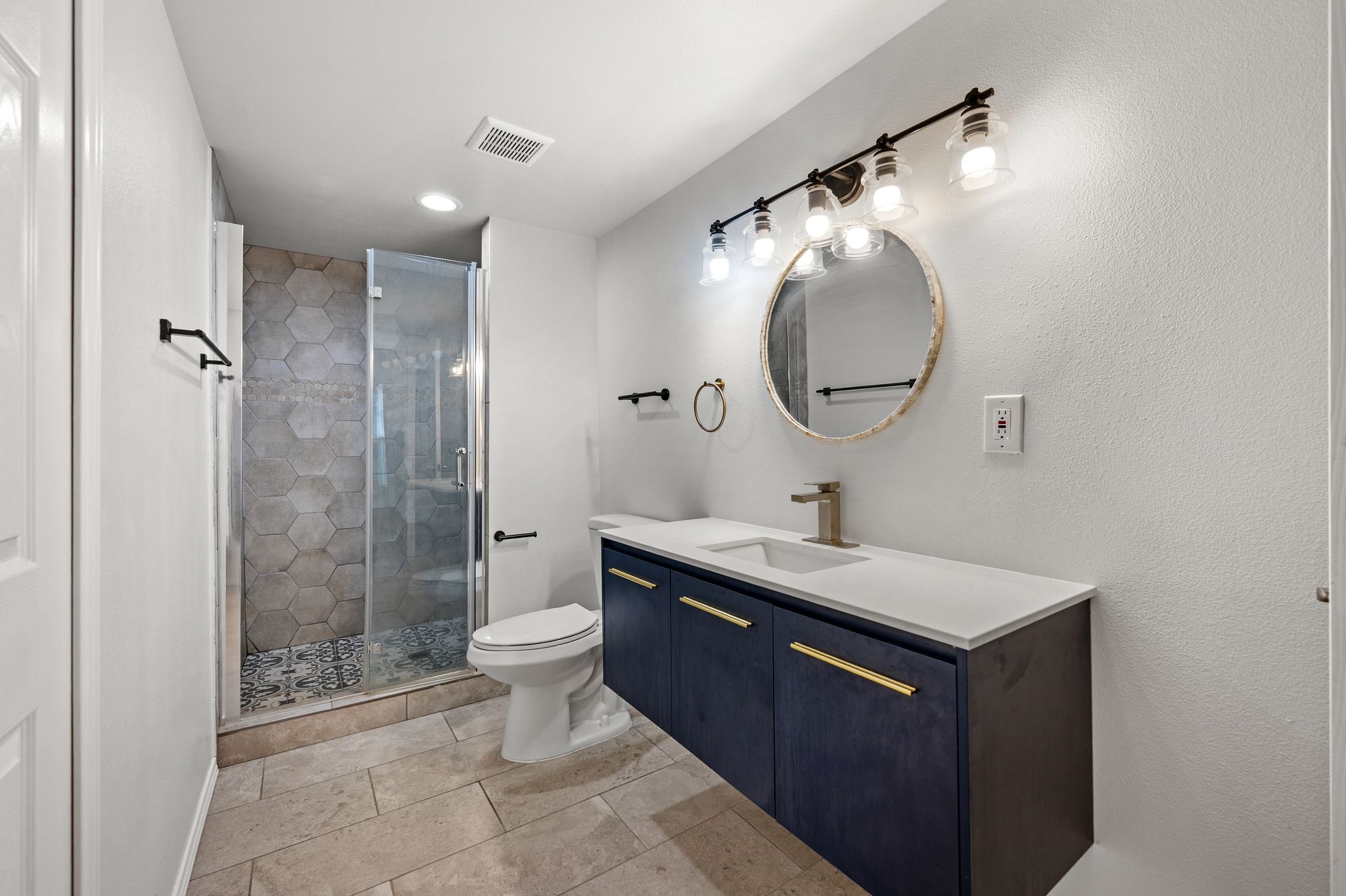 5617 Blackmore Avenue