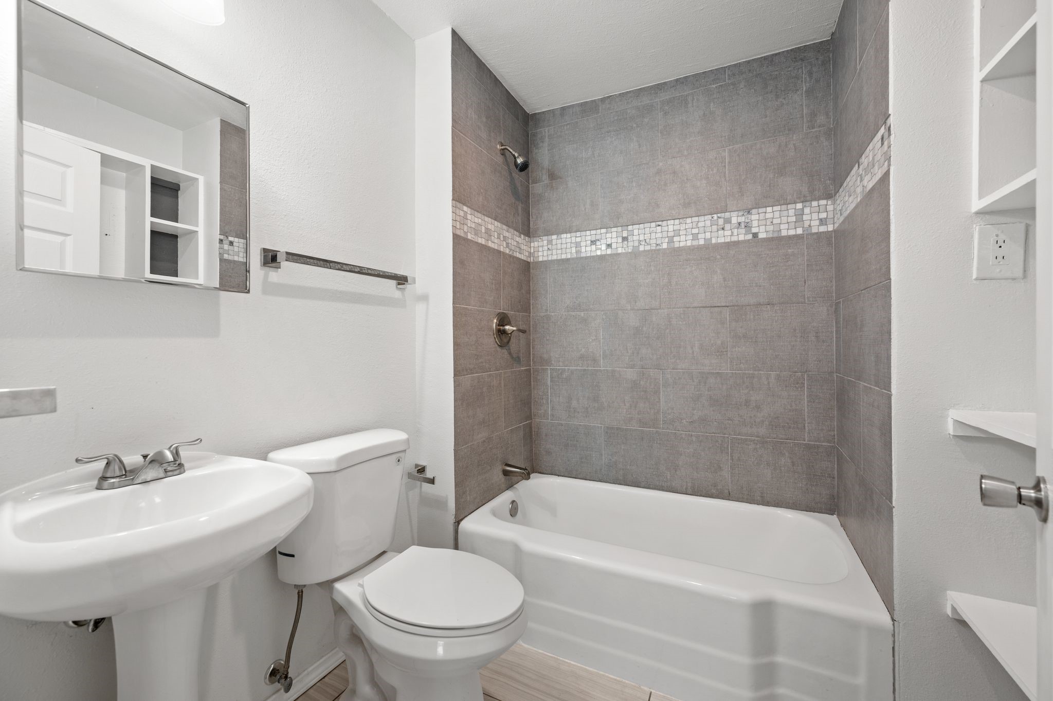 5617 Blackmore Avenue