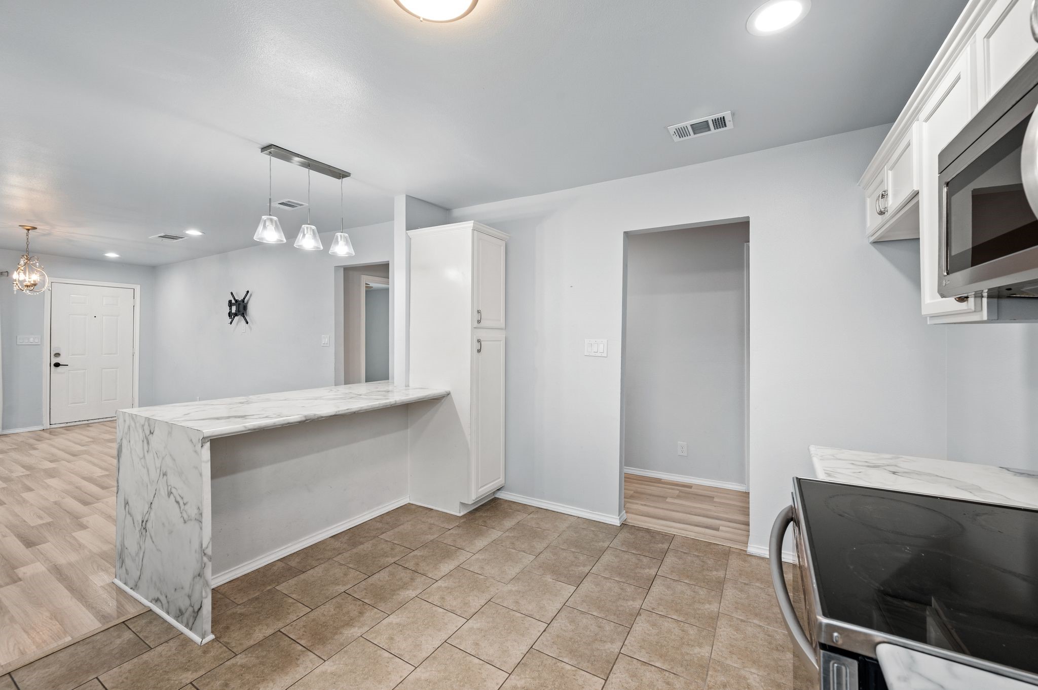 5617 Blackmore Avenue