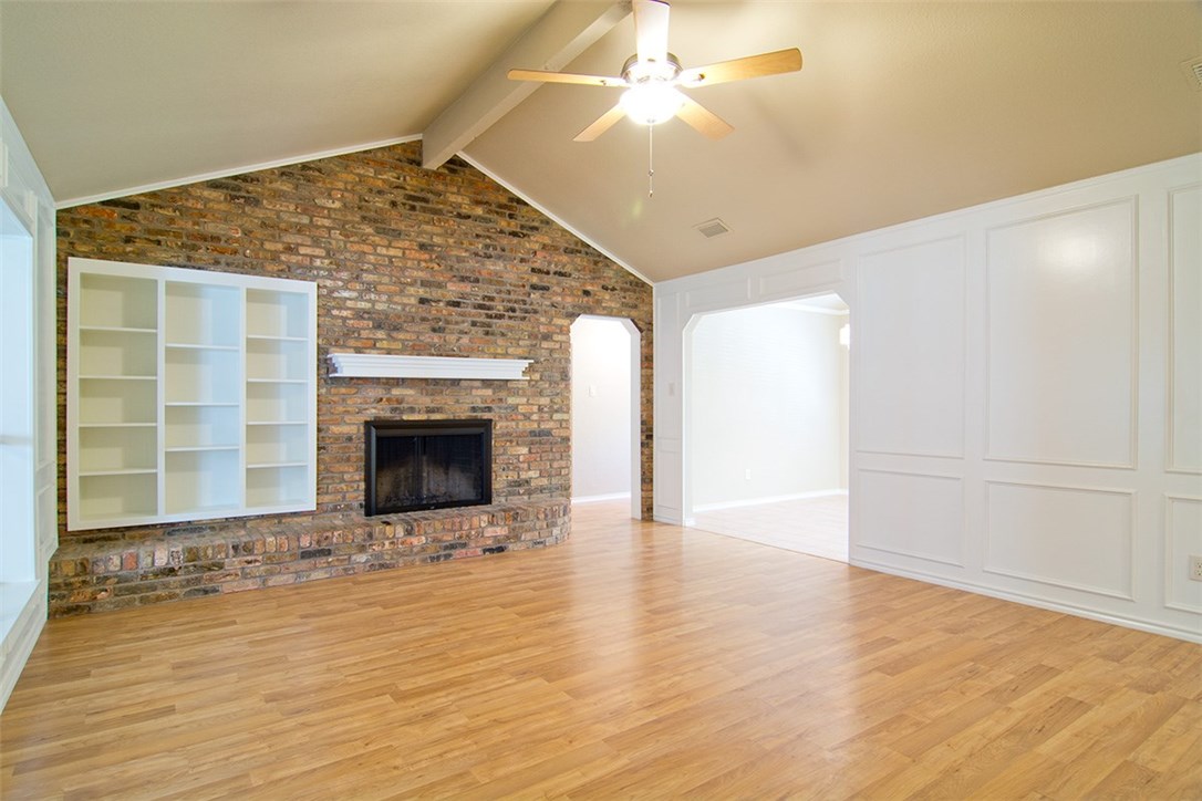 120 Marseille Drive
