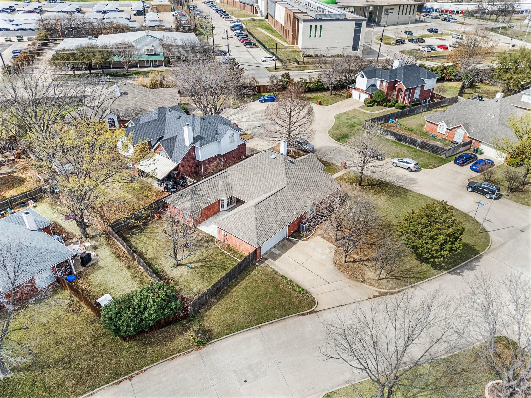 1604 Los Altos Court