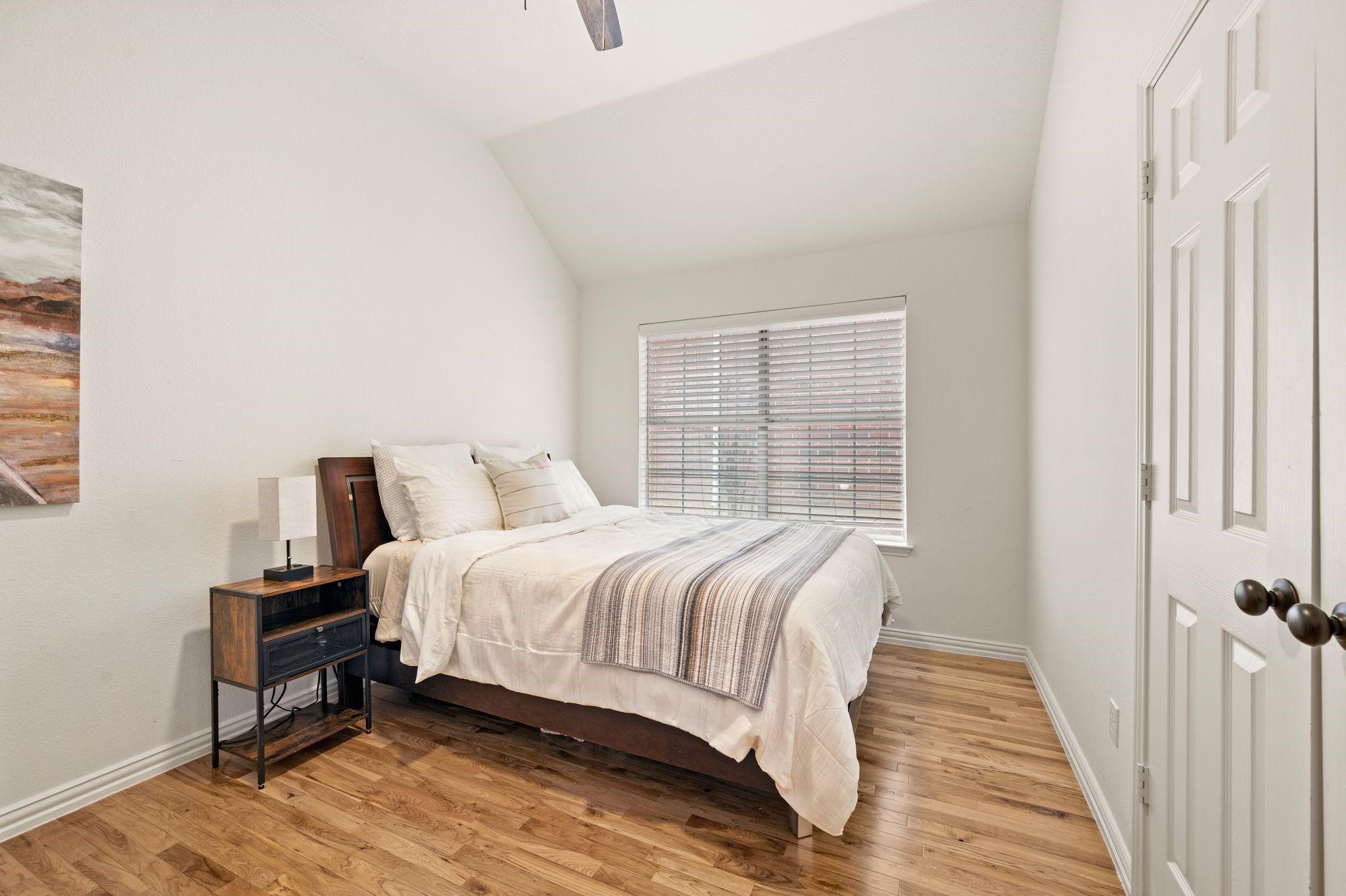 1604 Los Altos Court