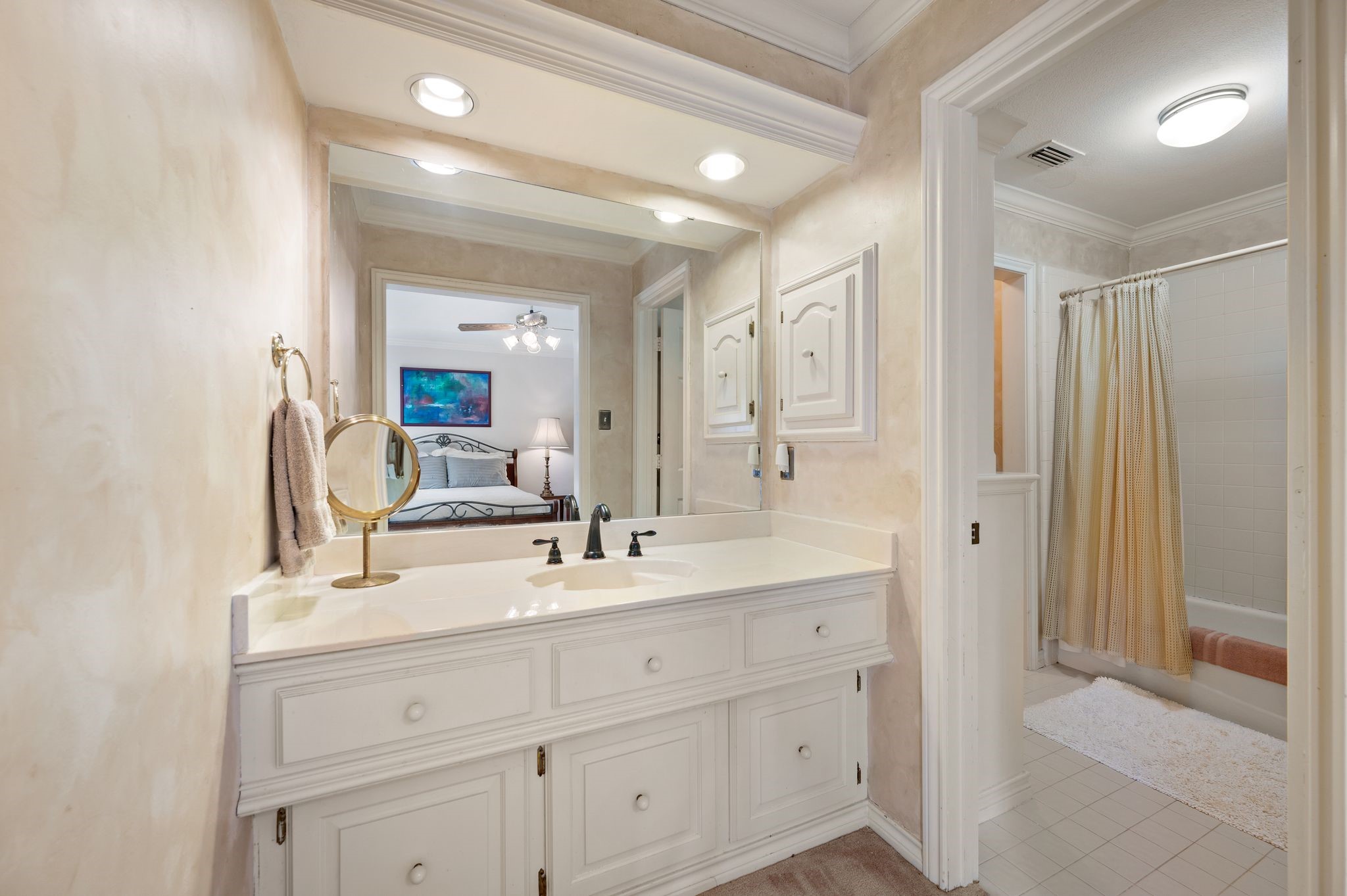 4310 Pembrooke Parkway N