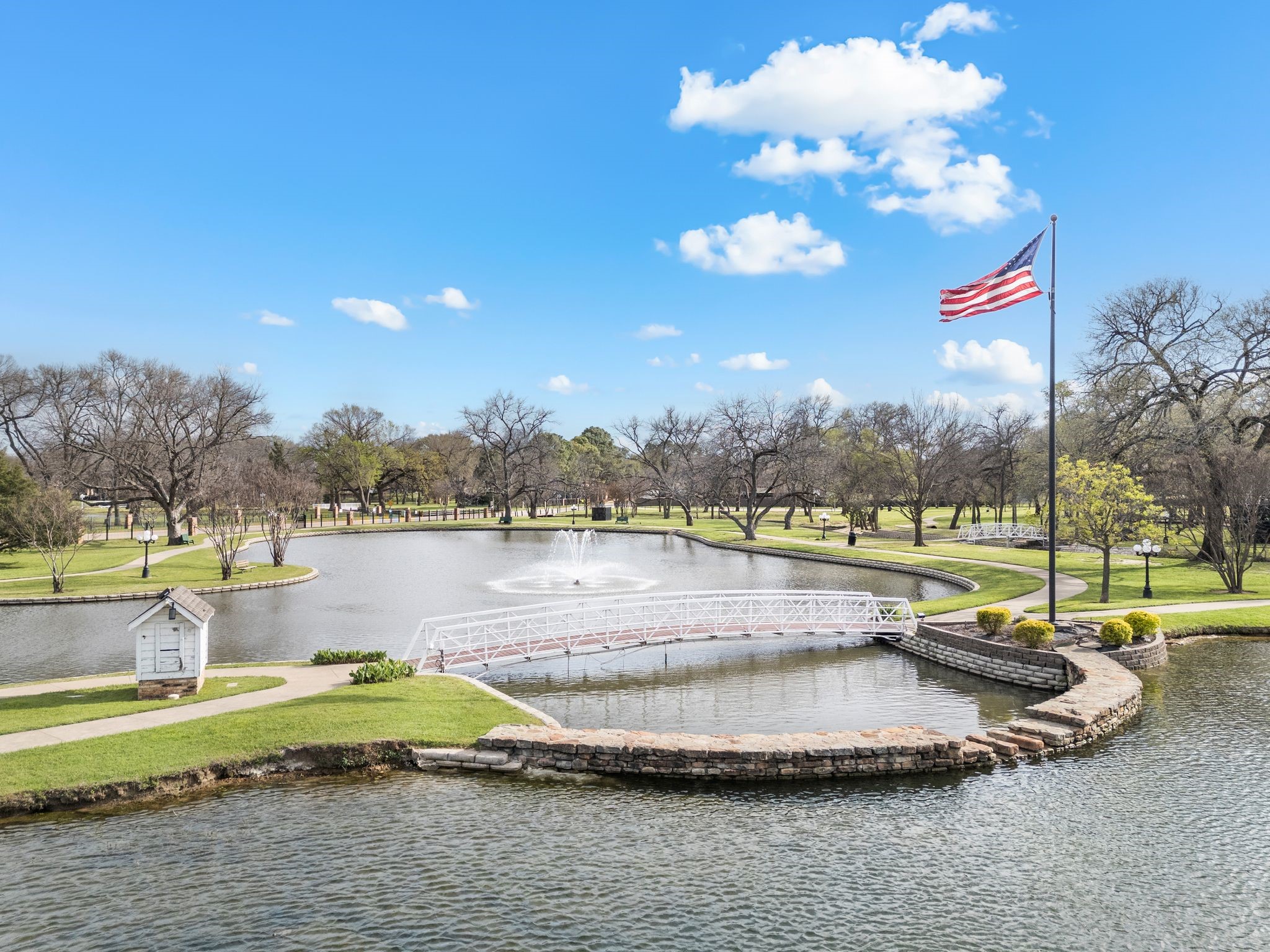 4310 Pembrooke Parkway N