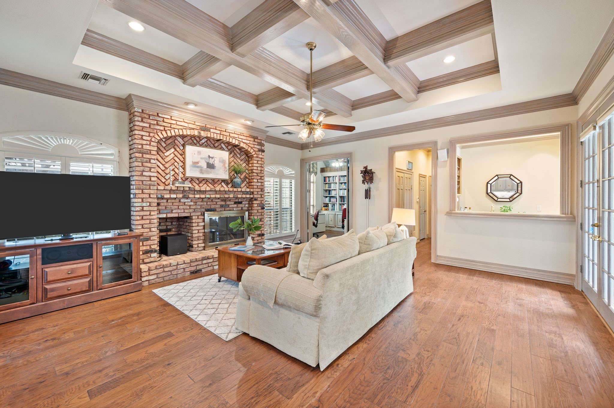 4310 Pembrooke Parkway N