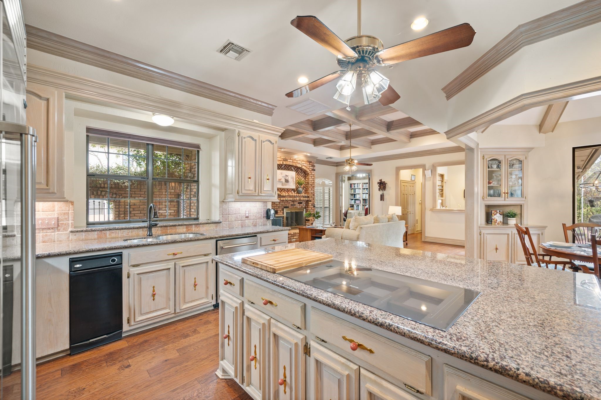 4310 Pembrooke Parkway N