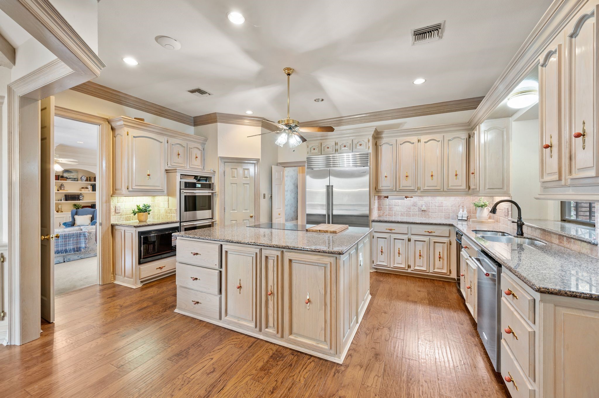 4310 Pembrooke Parkway N