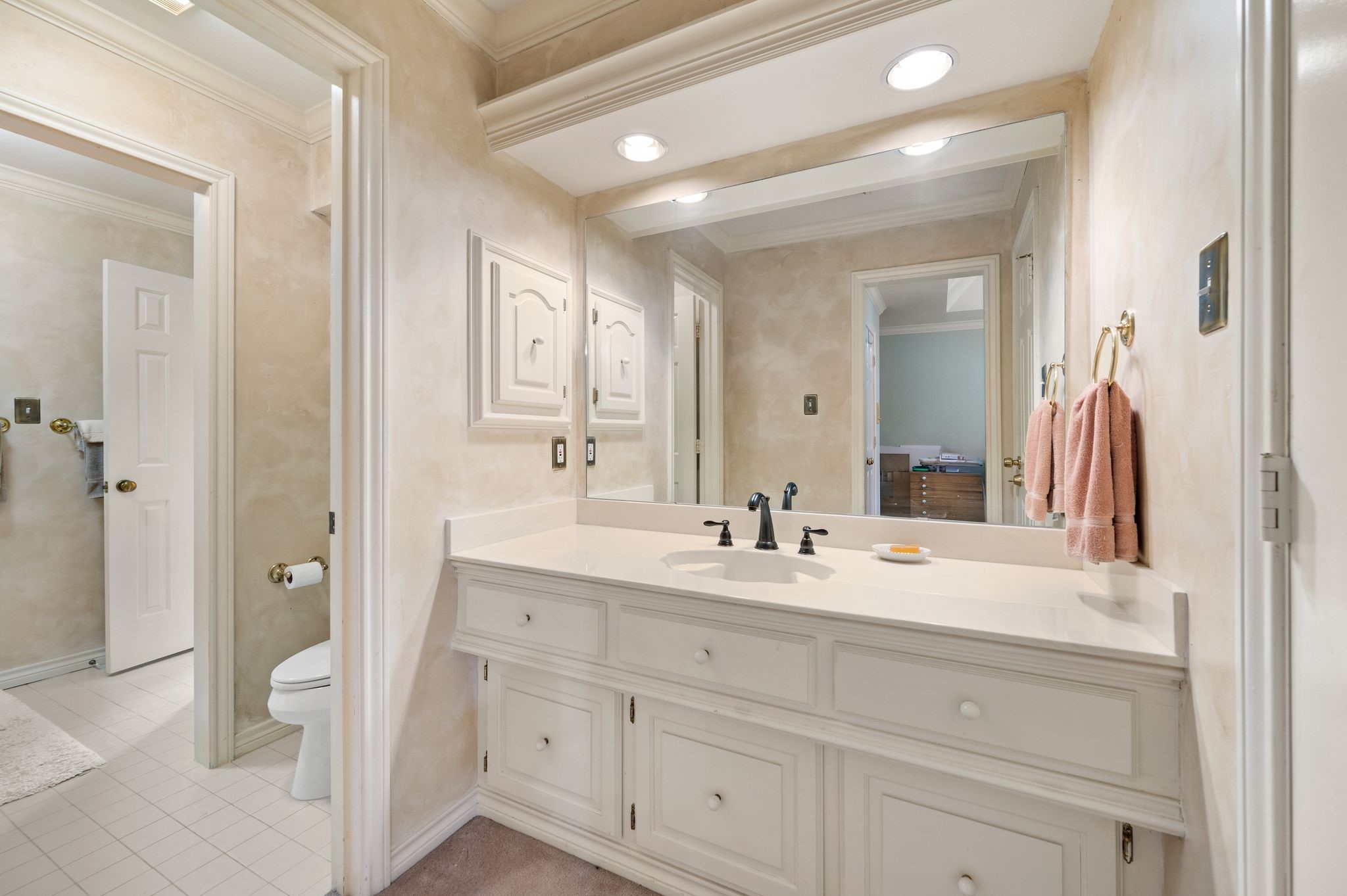 4310 Pembrooke Parkway N