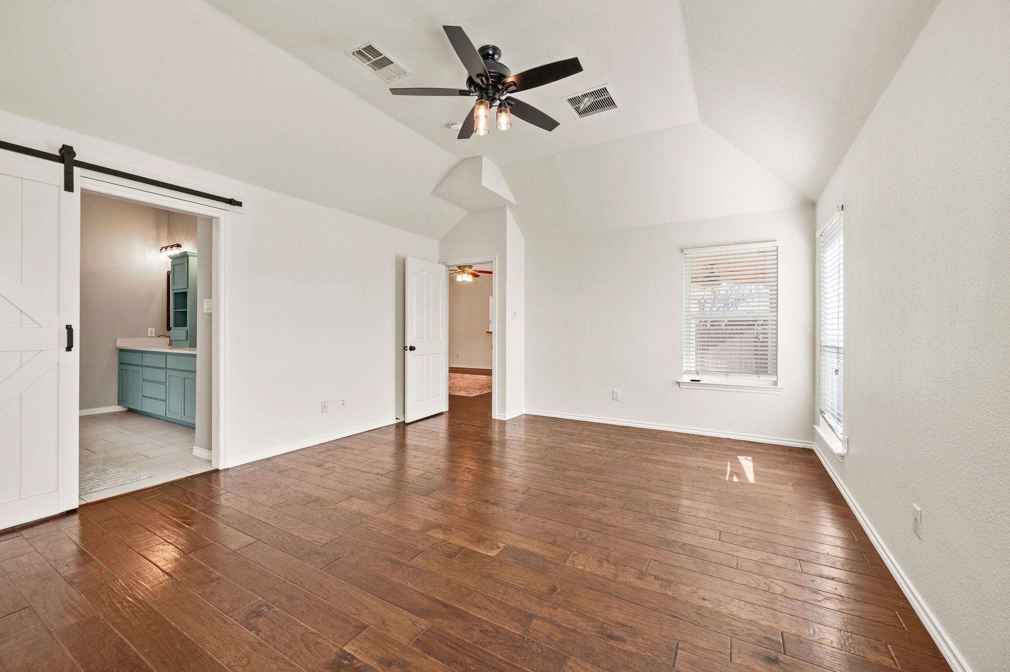 8625 Shadow Trace Drive