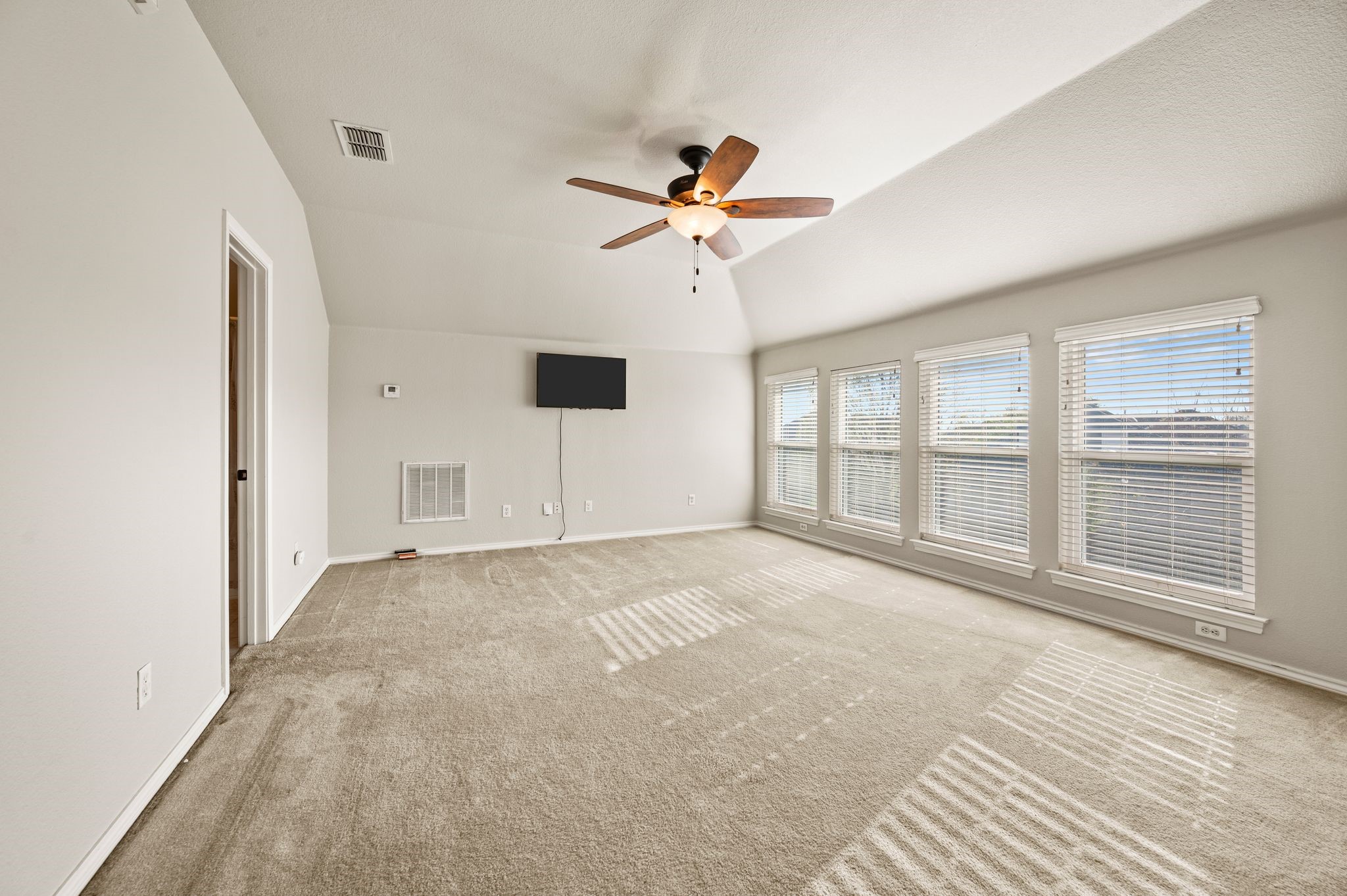 8625 Shadow Trace Drive