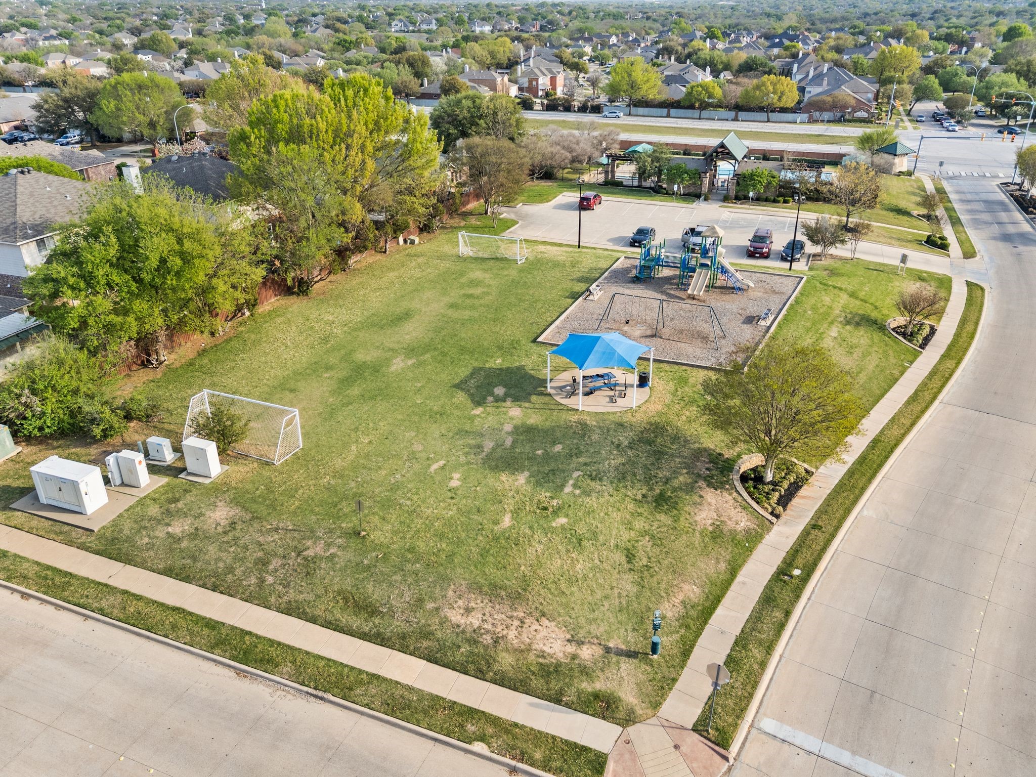 8625 Shadow Trace Drive