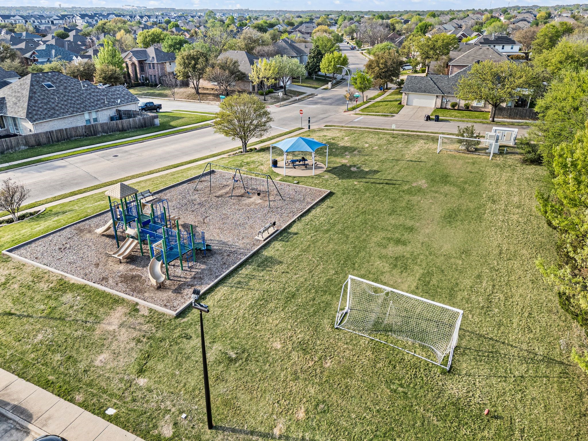 8625 Shadow Trace Drive