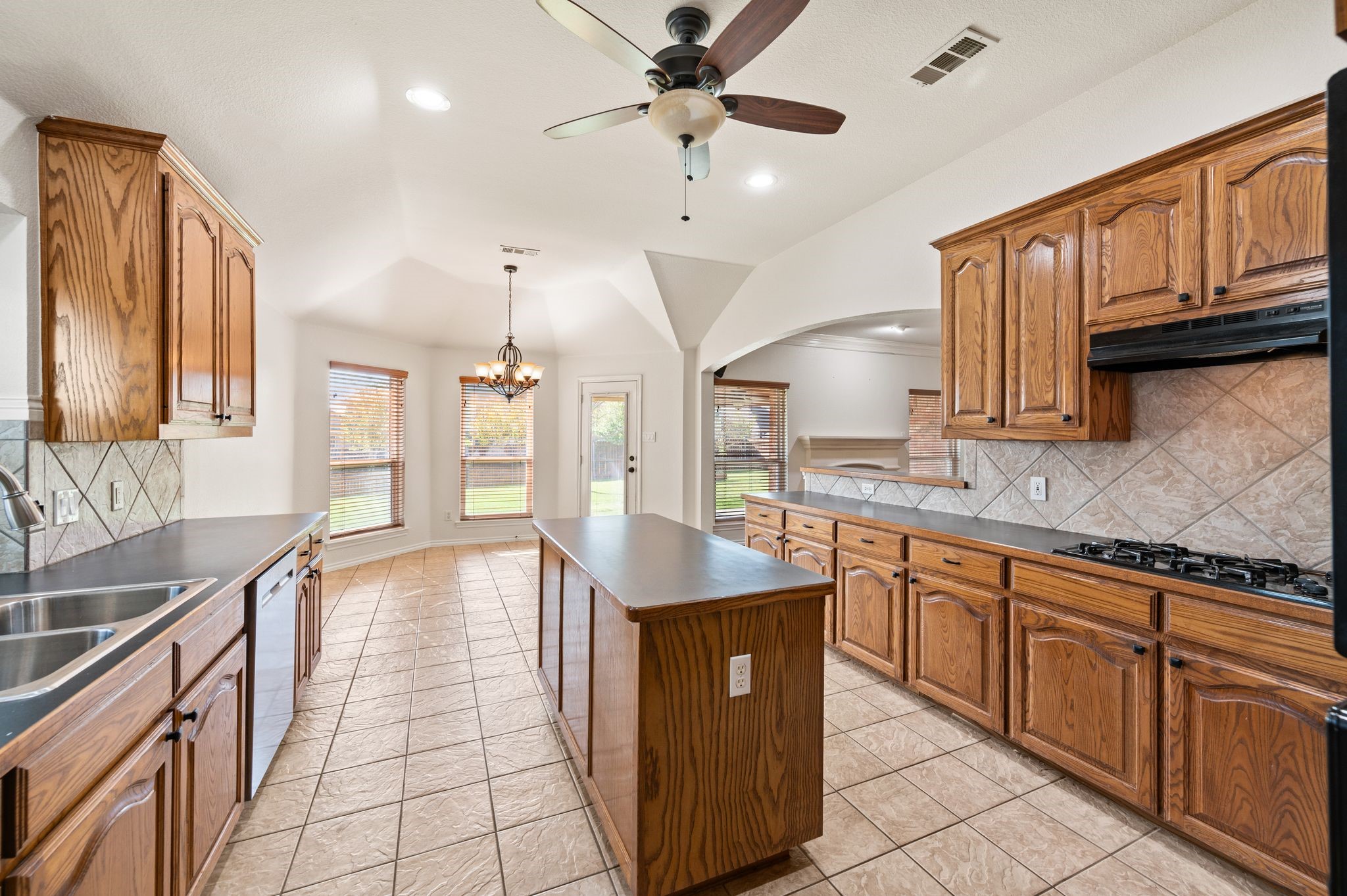 8625 Shadow Trace Drive