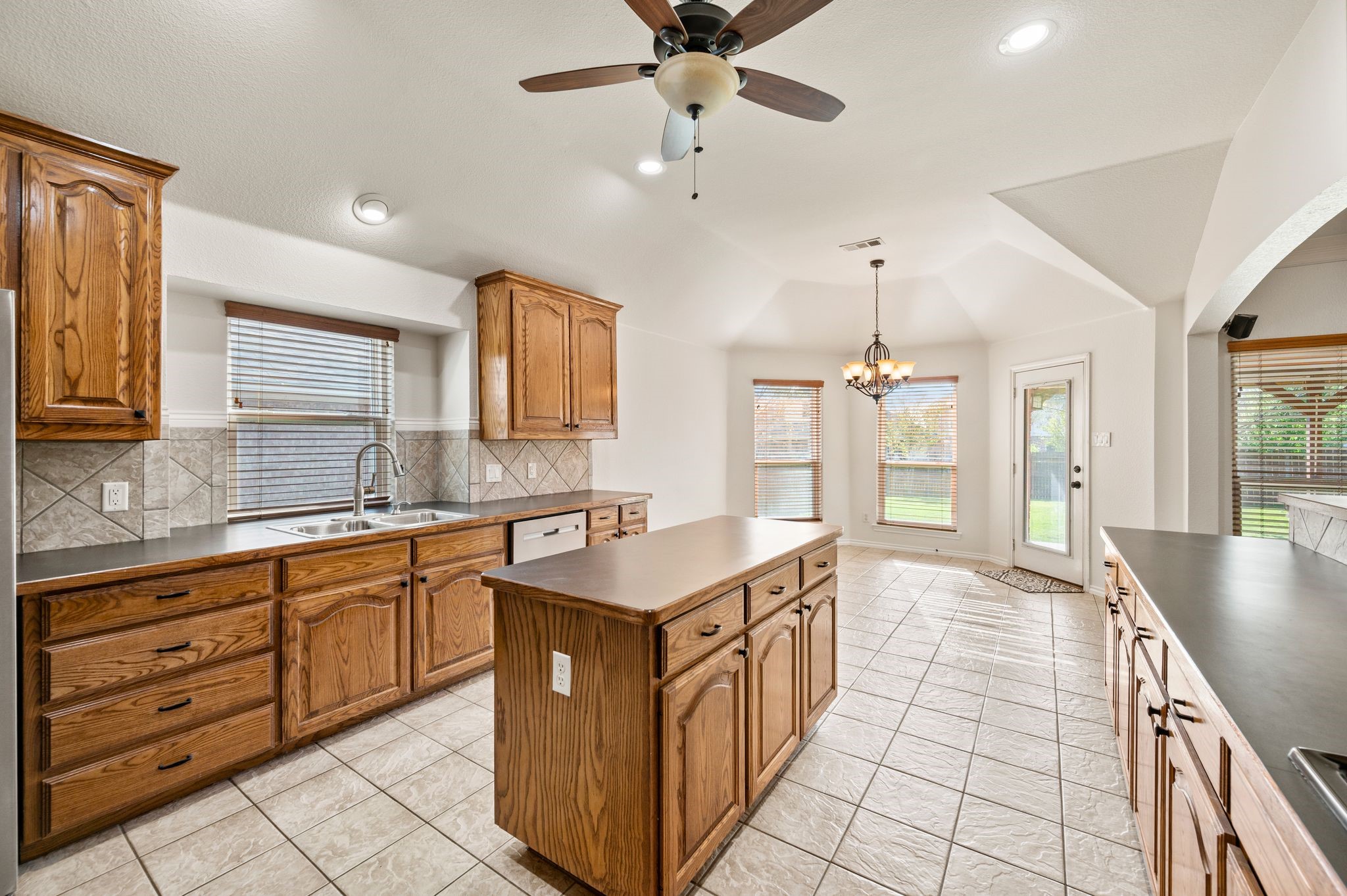 8625 Shadow Trace Drive