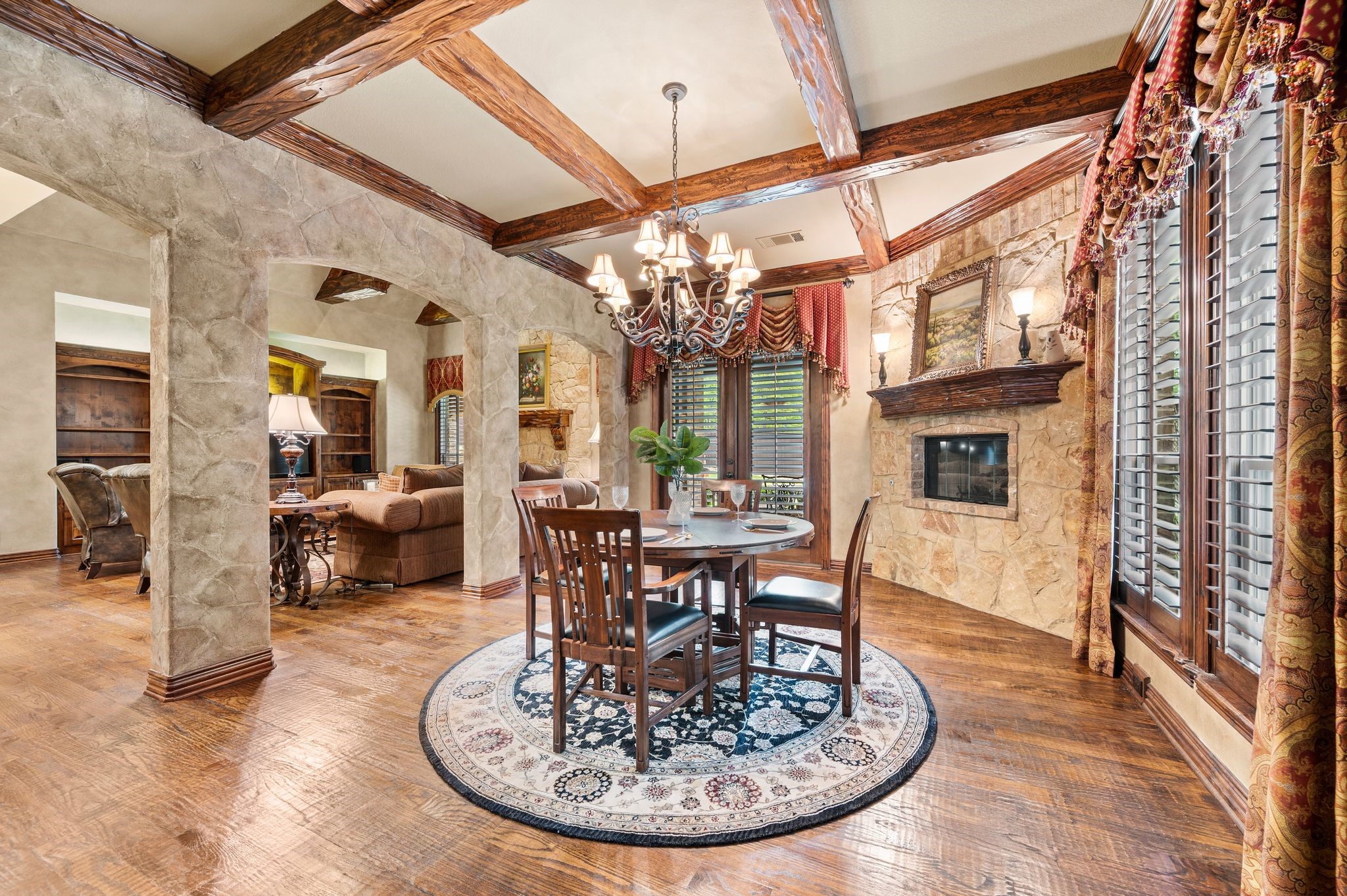 7308 Chanel Court