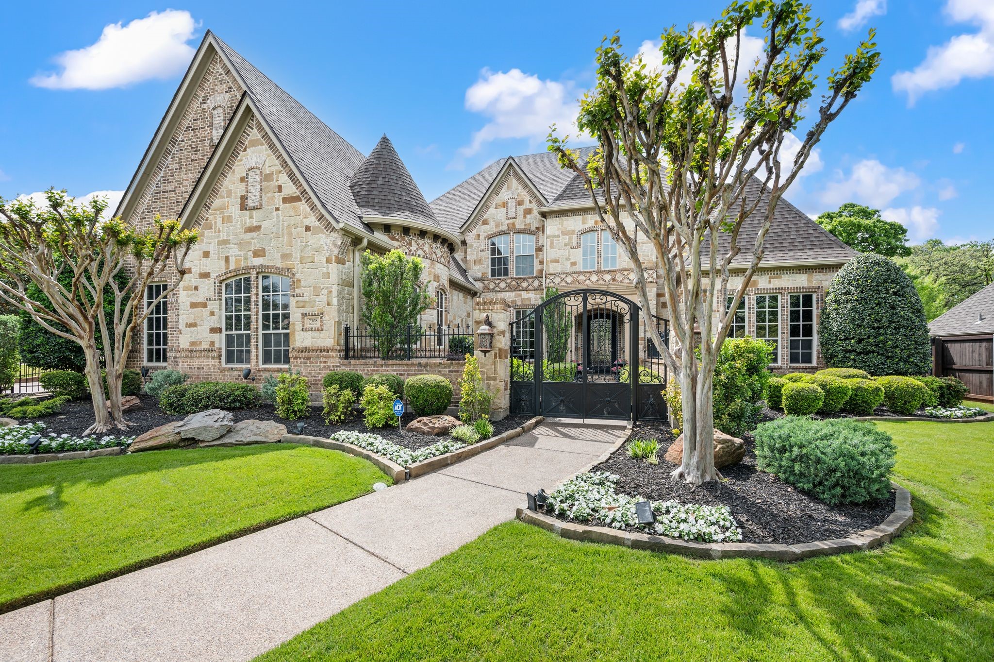 7308 Chanel Court