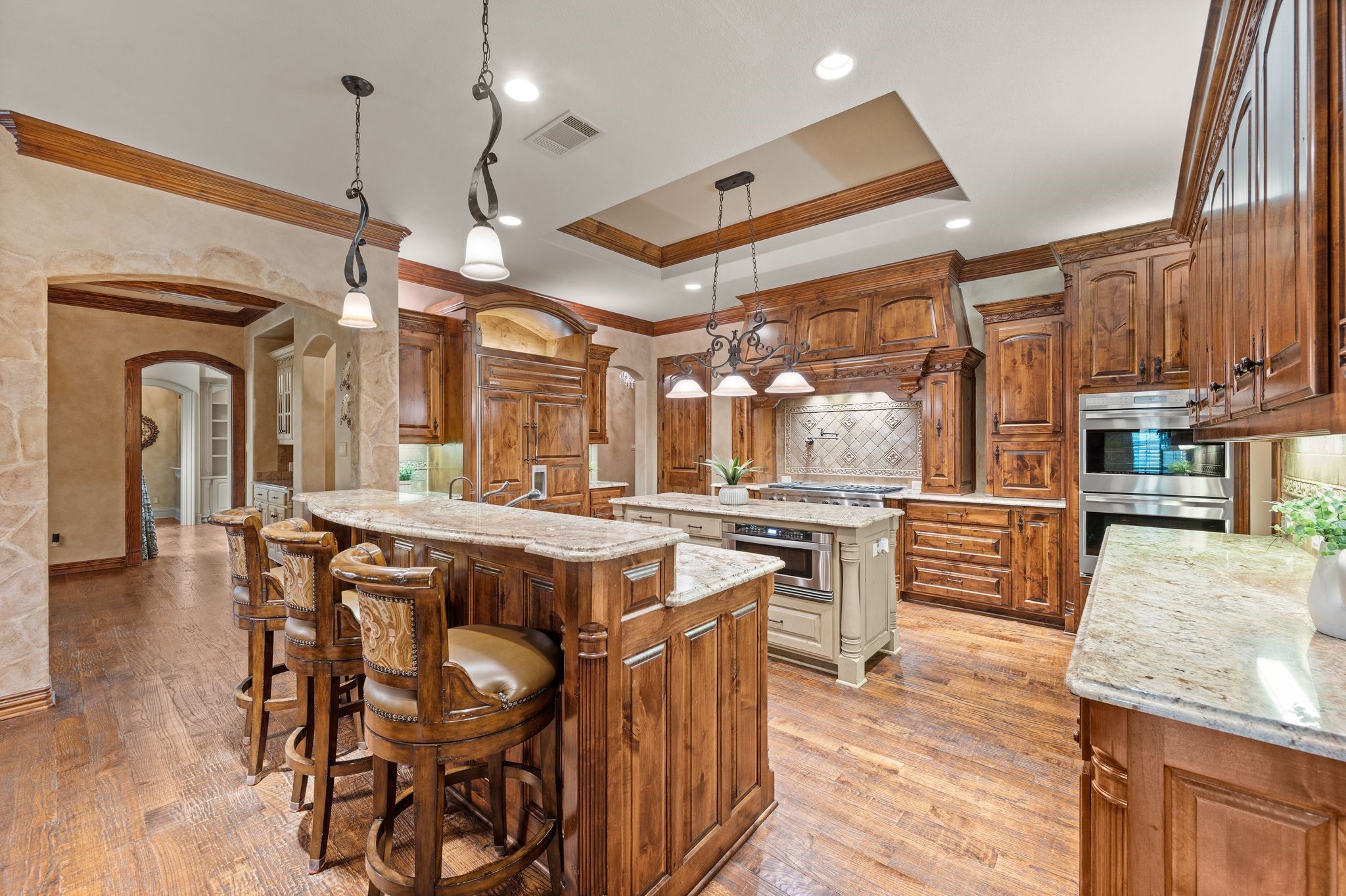 7308 Chanel Court