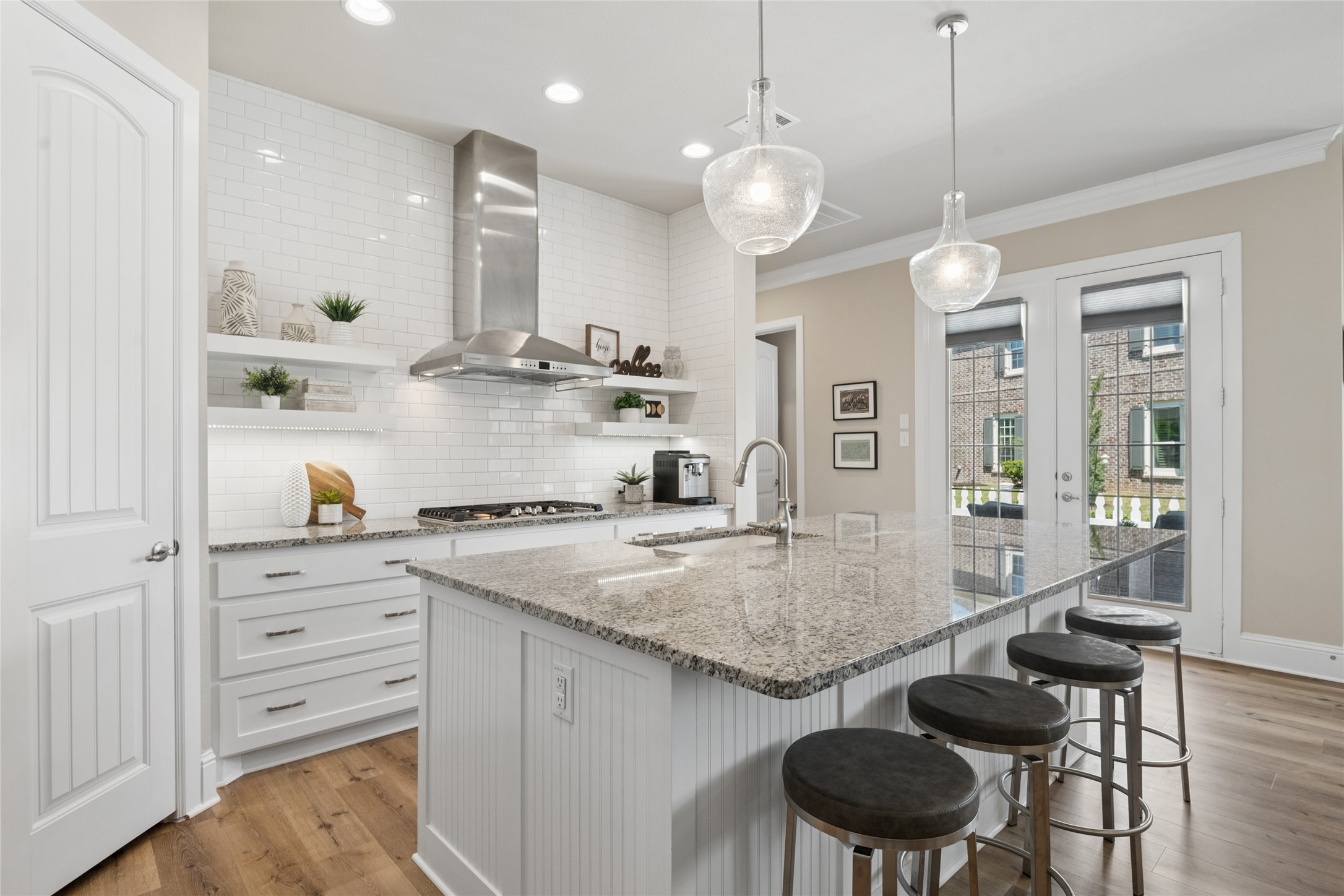 8777 Montreal Mews