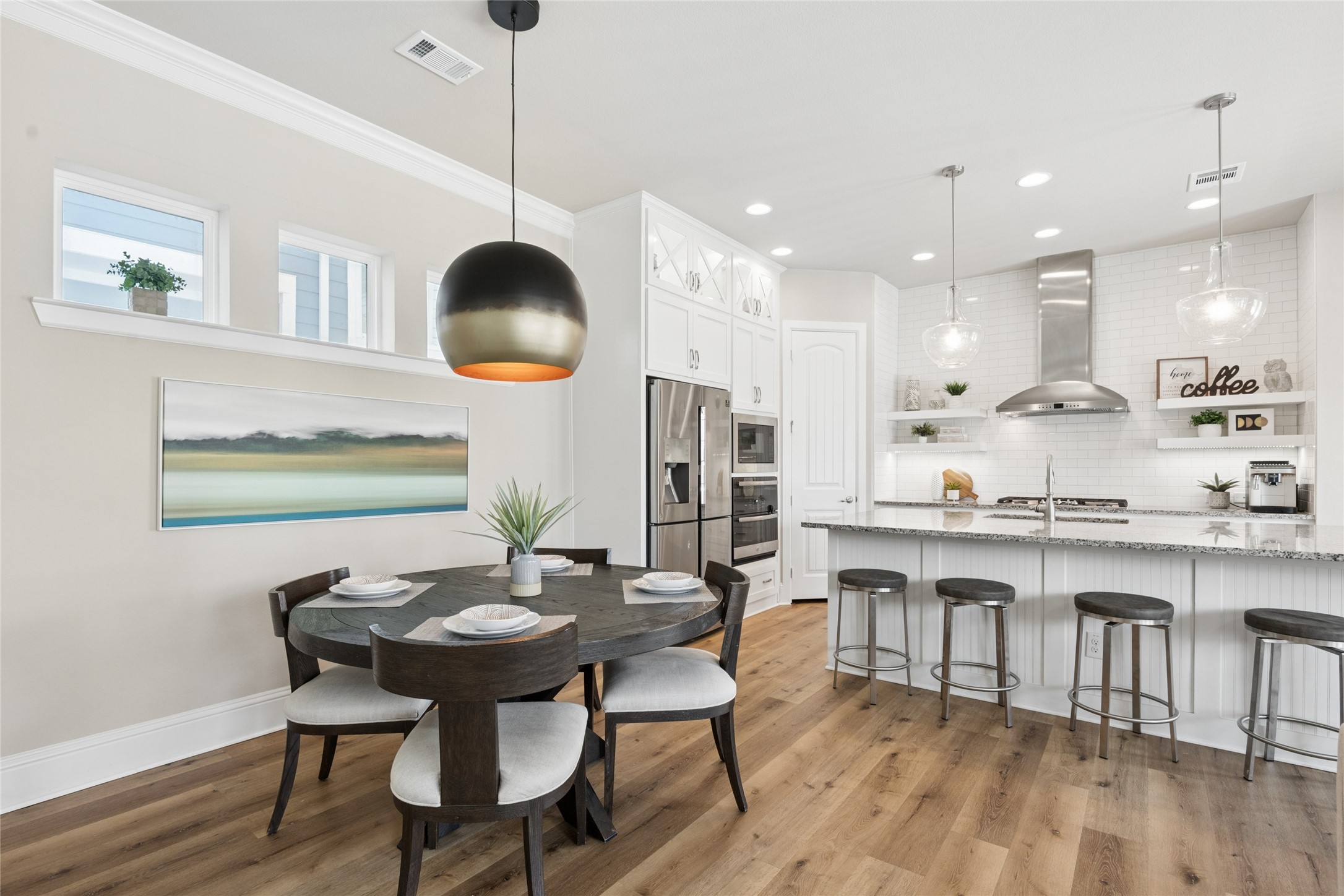 8777 Montreal Mews