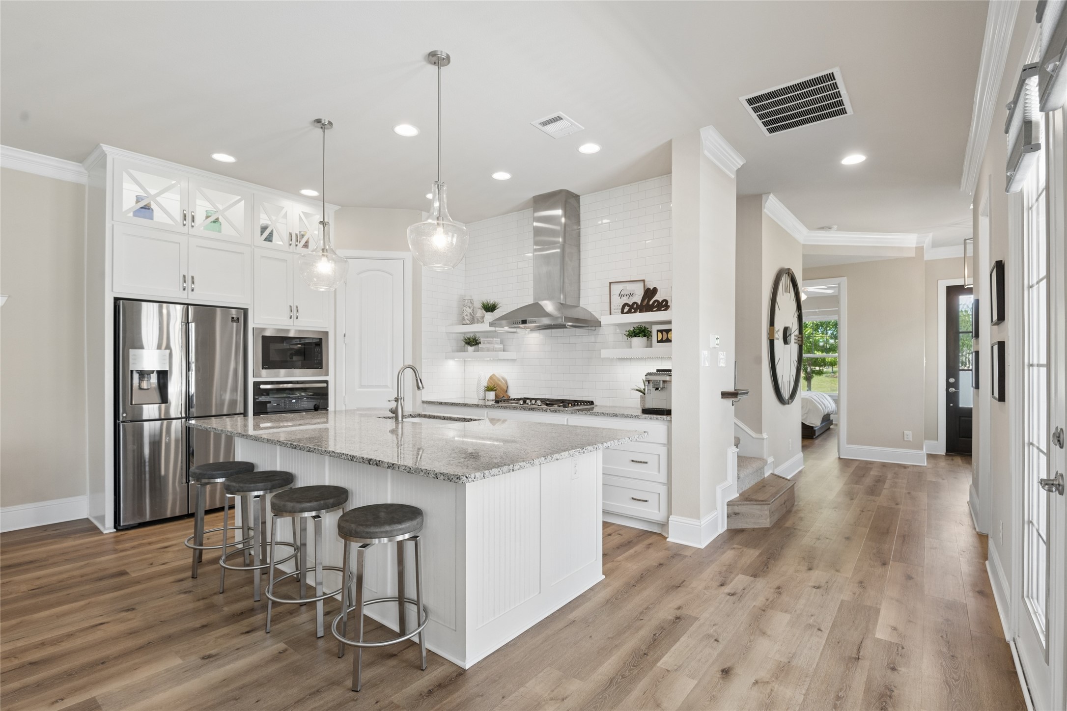 8777 Montreal Mews
