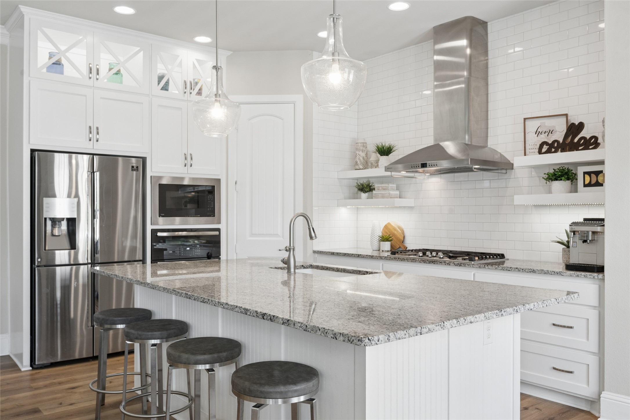 8777 Montreal Mews