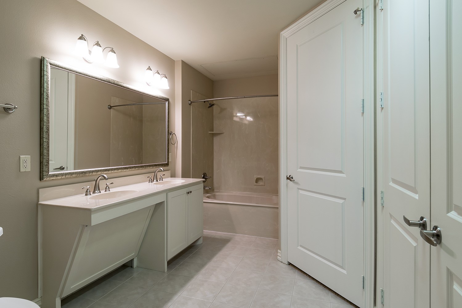 5232 Colleyville Boulevard 307