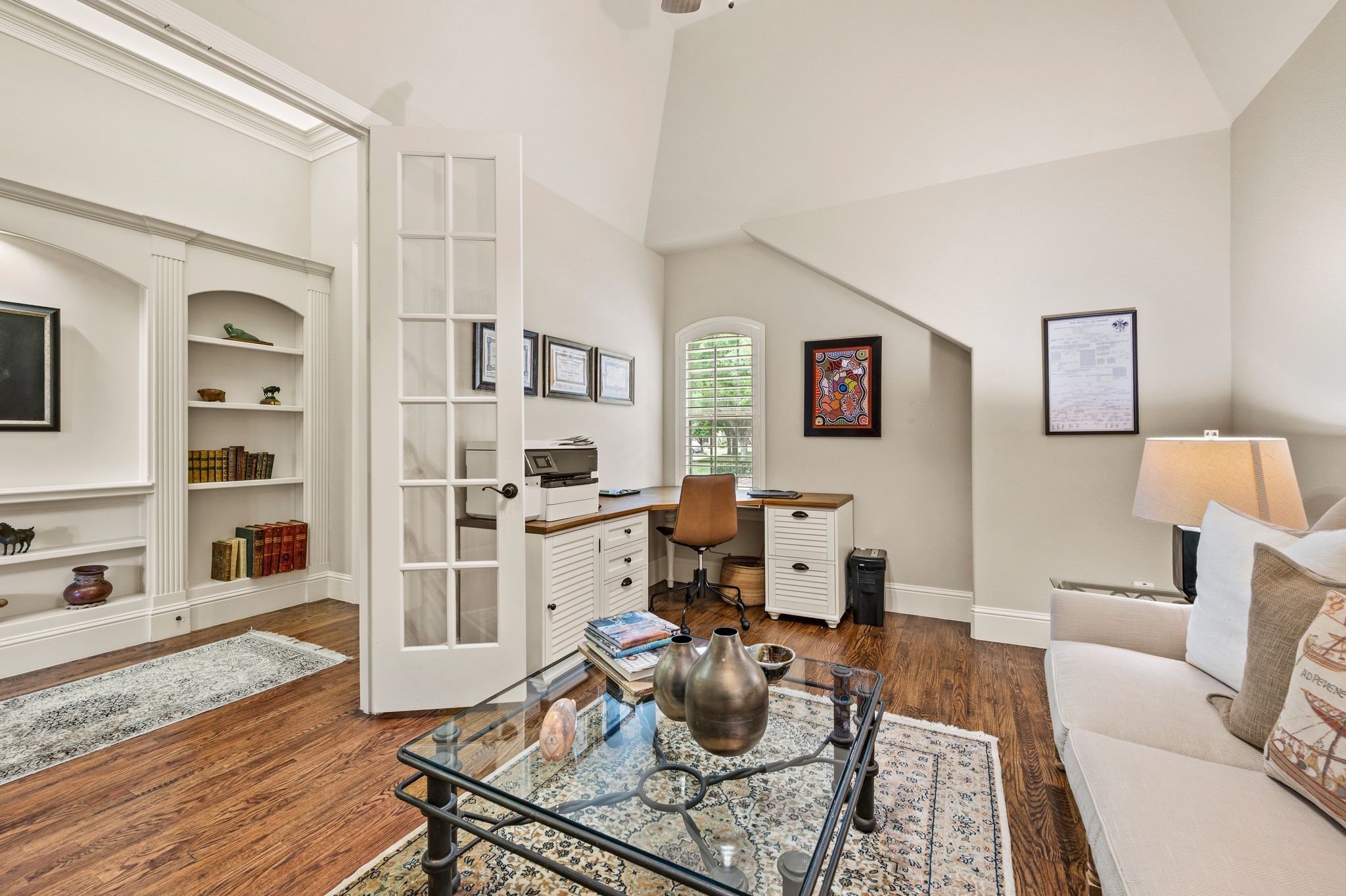 825 Creekview Lane