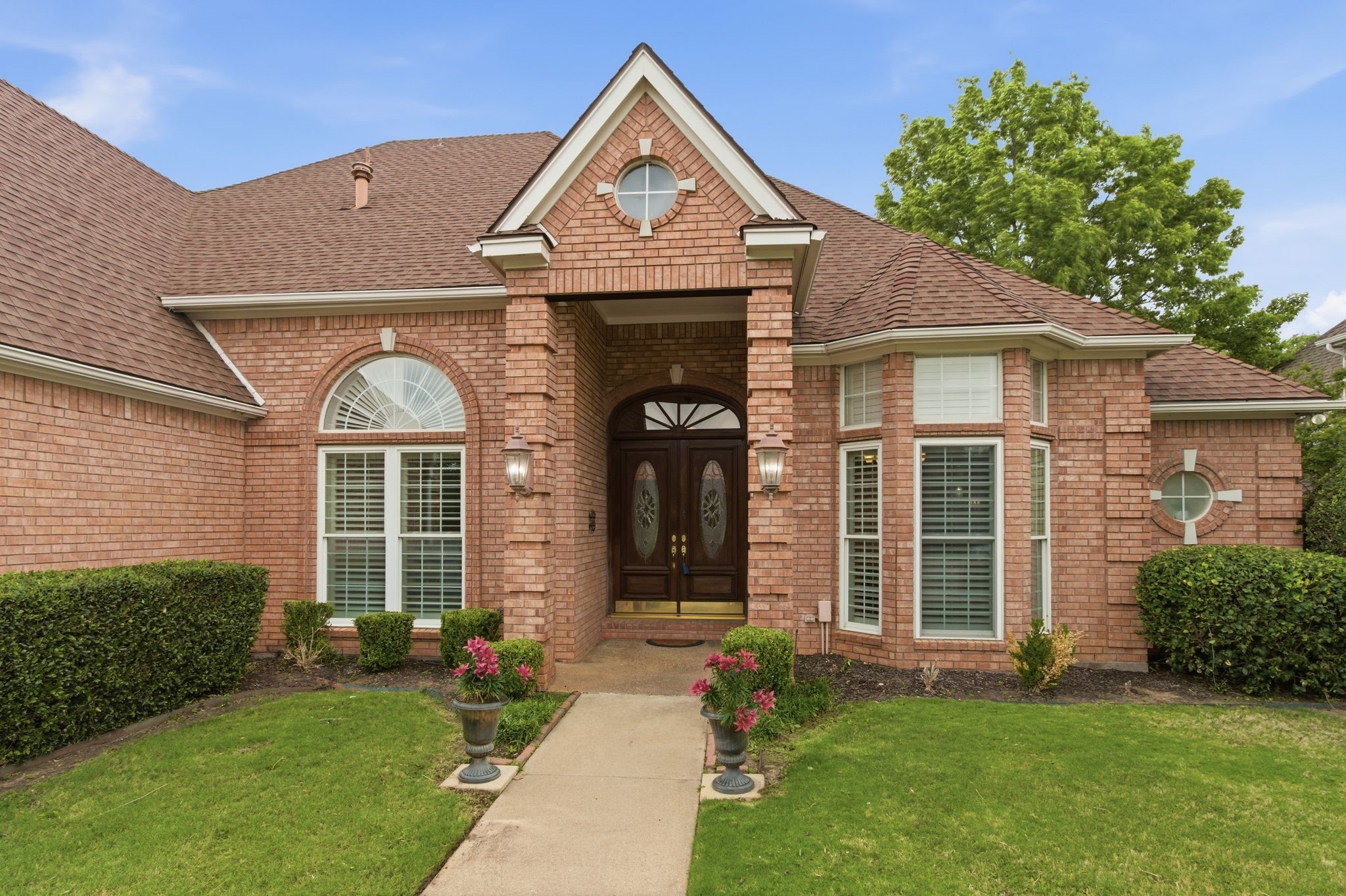 2506 Twelve Oaks Lane