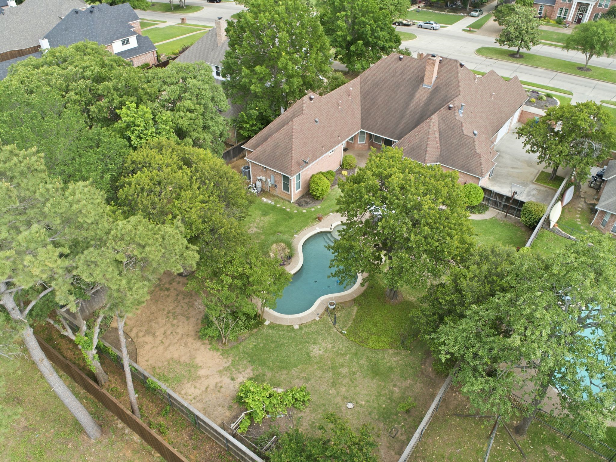 2506 Twelve Oaks Lane