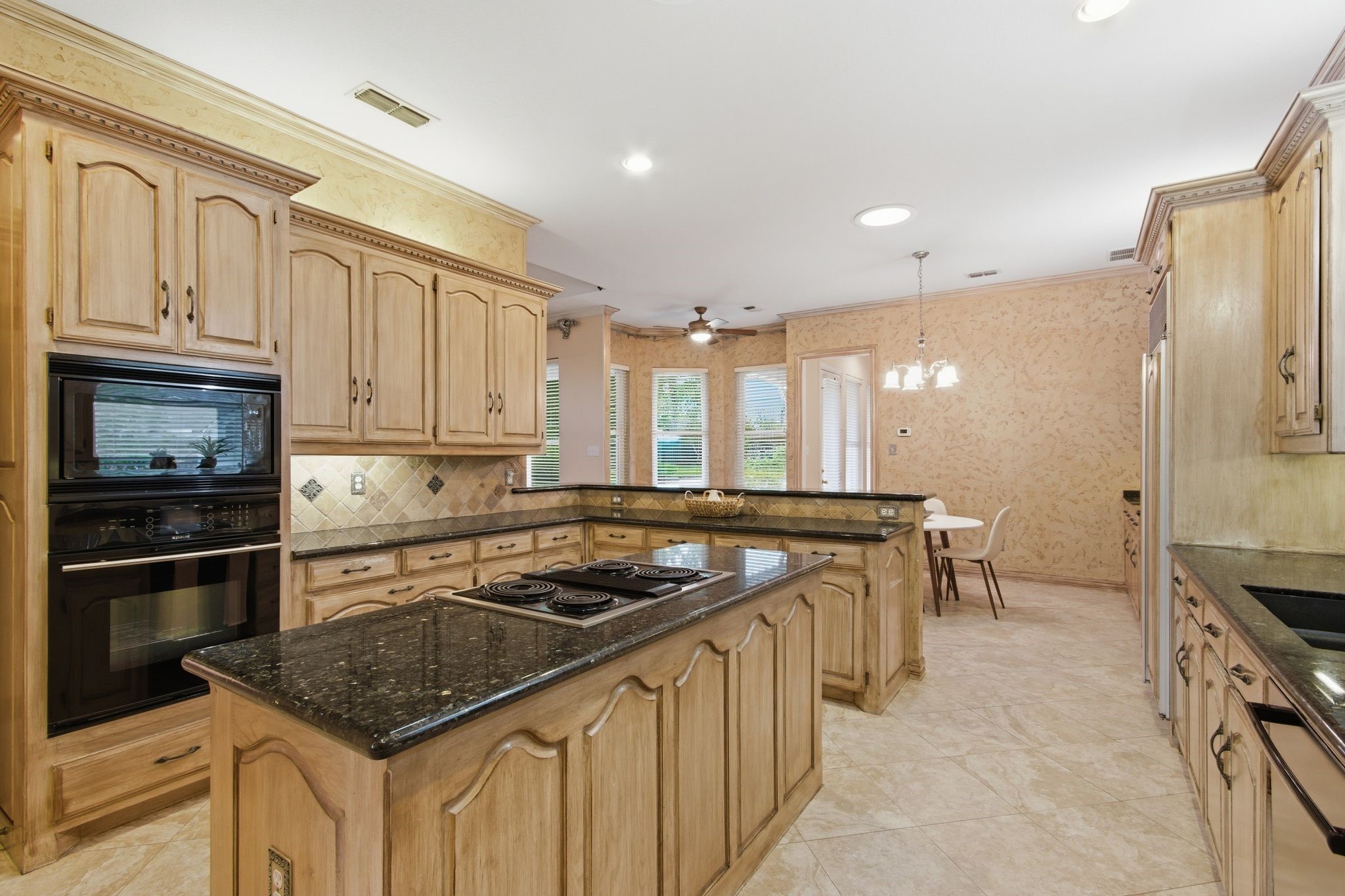 2506 Twelve Oaks Lane