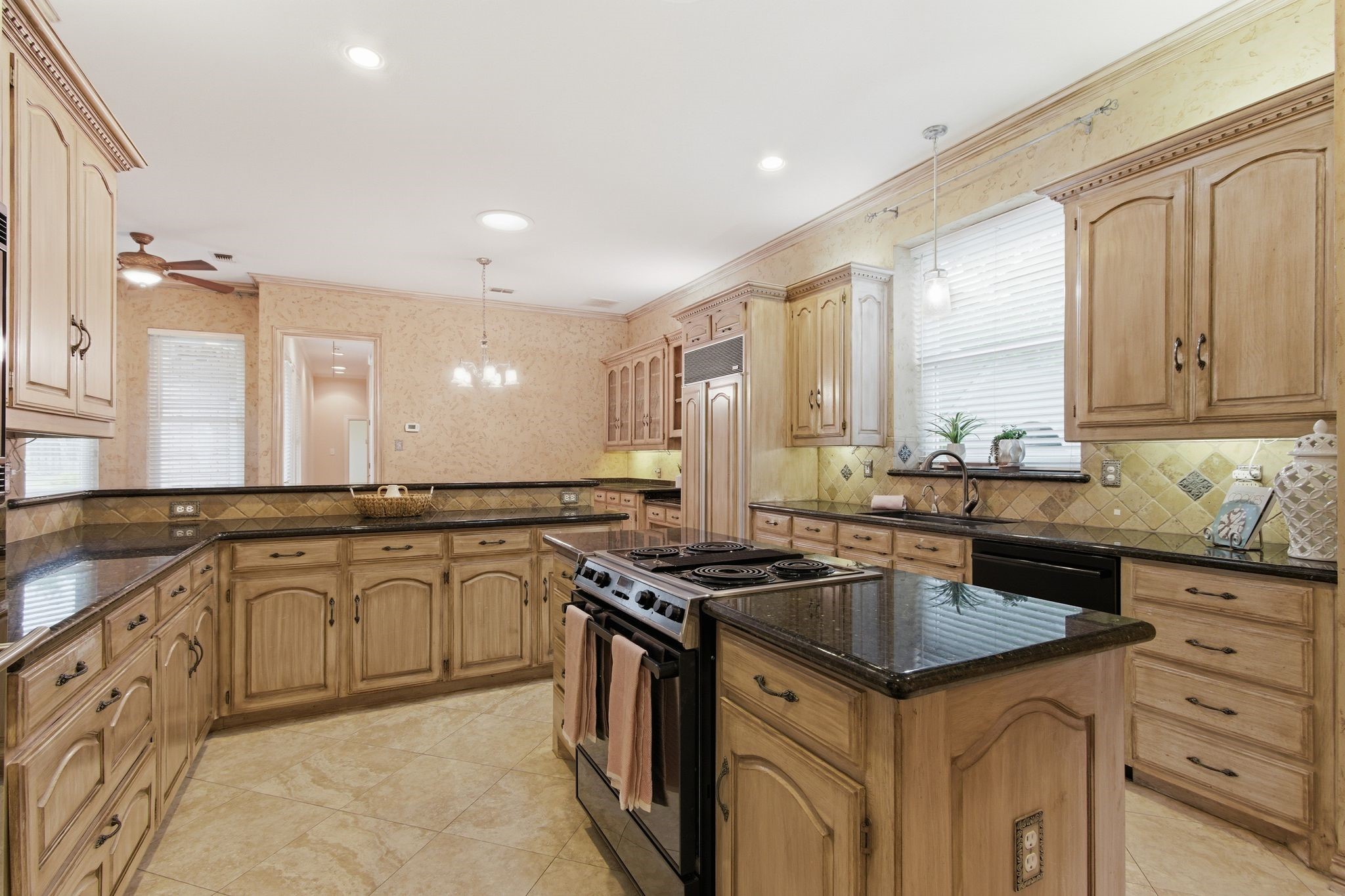 2506 Twelve Oaks Lane