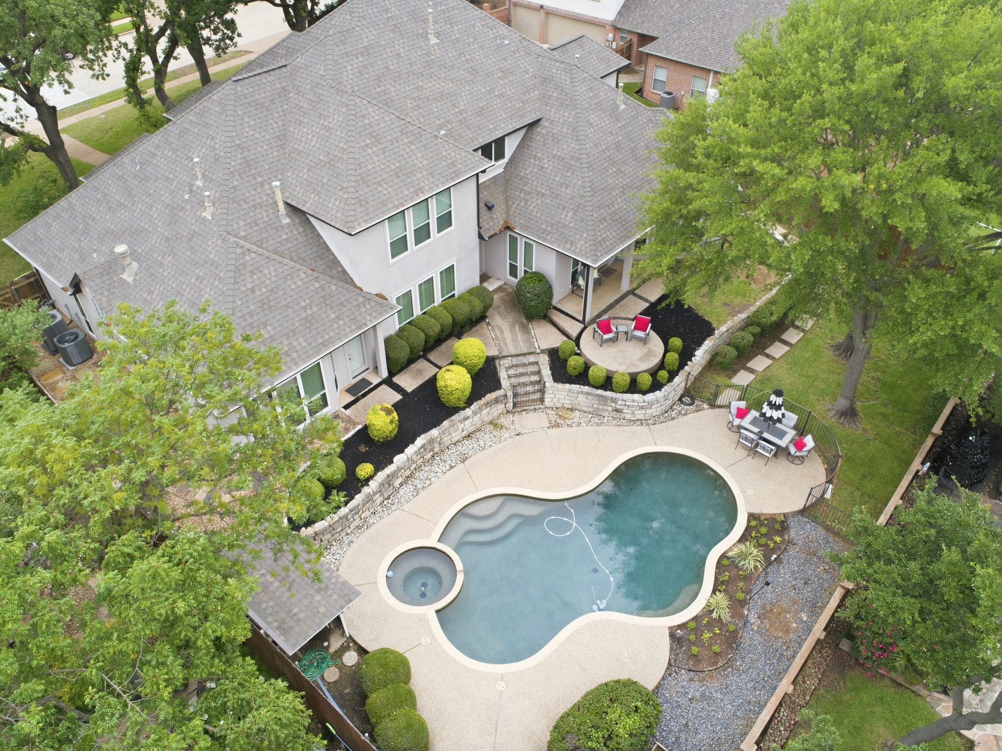 2002 Reynolds Drive