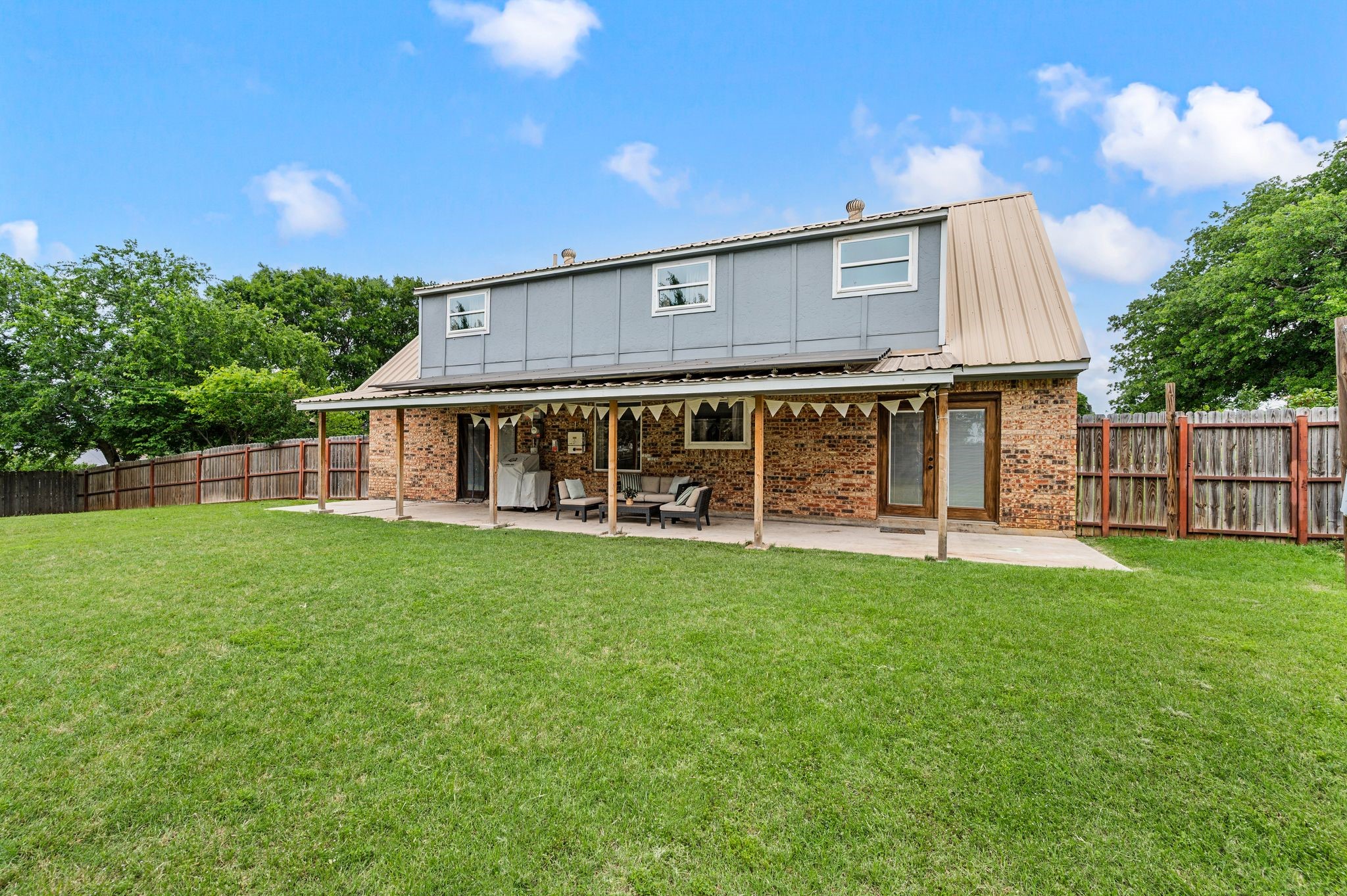 404 Brookview Drive