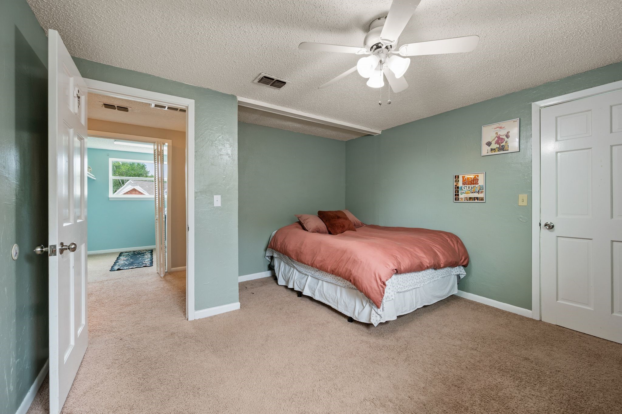 404 Brookview Drive