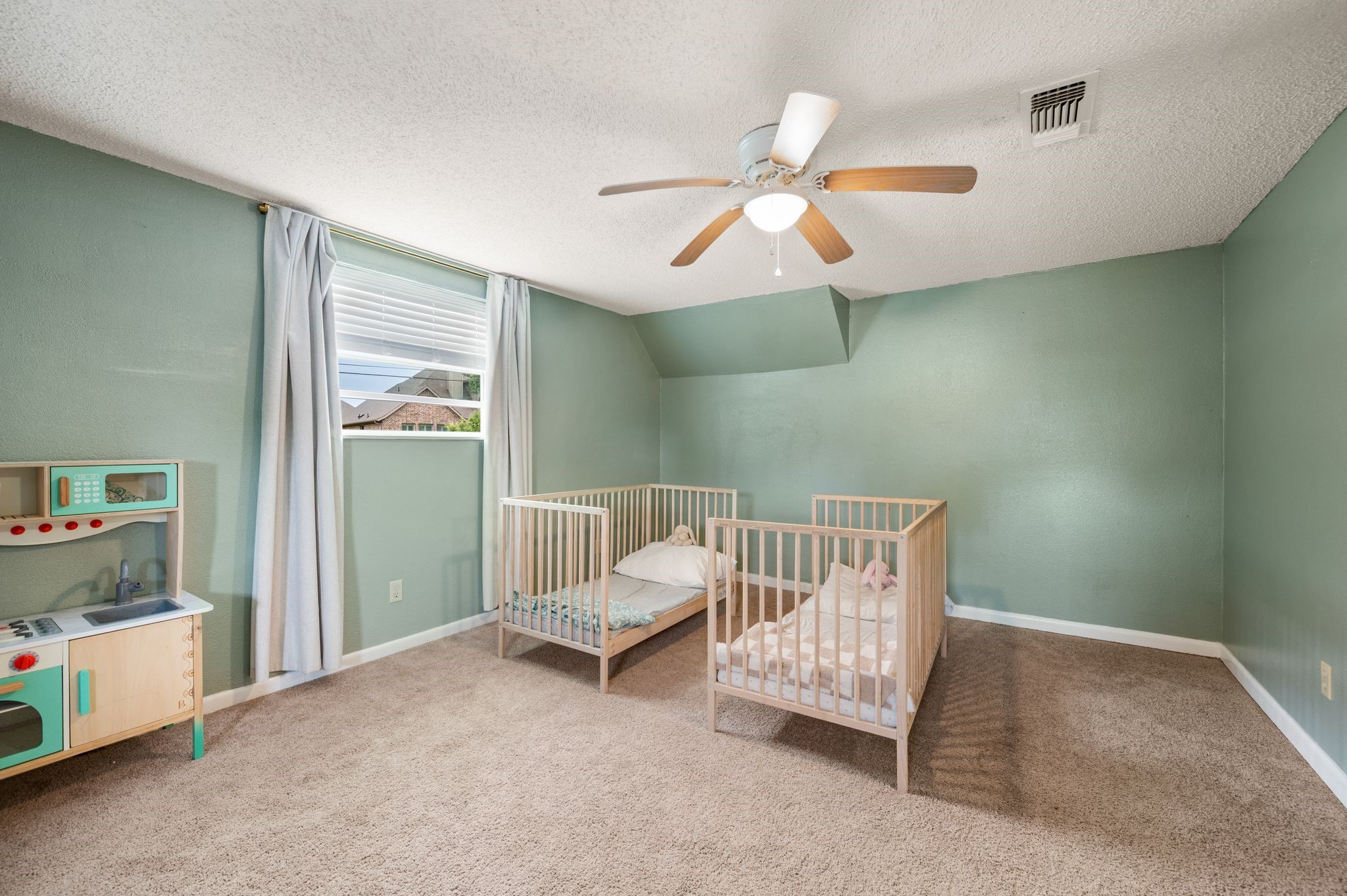 404 Brookview Drive