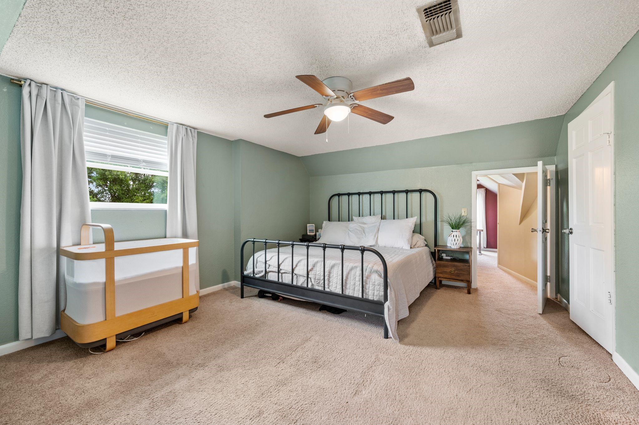 404 Brookview Drive