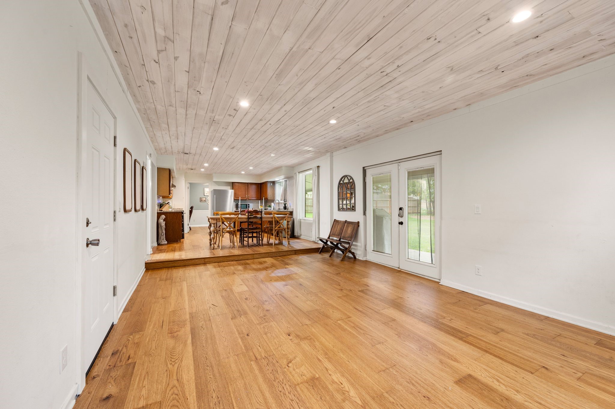 404 Brookview Drive