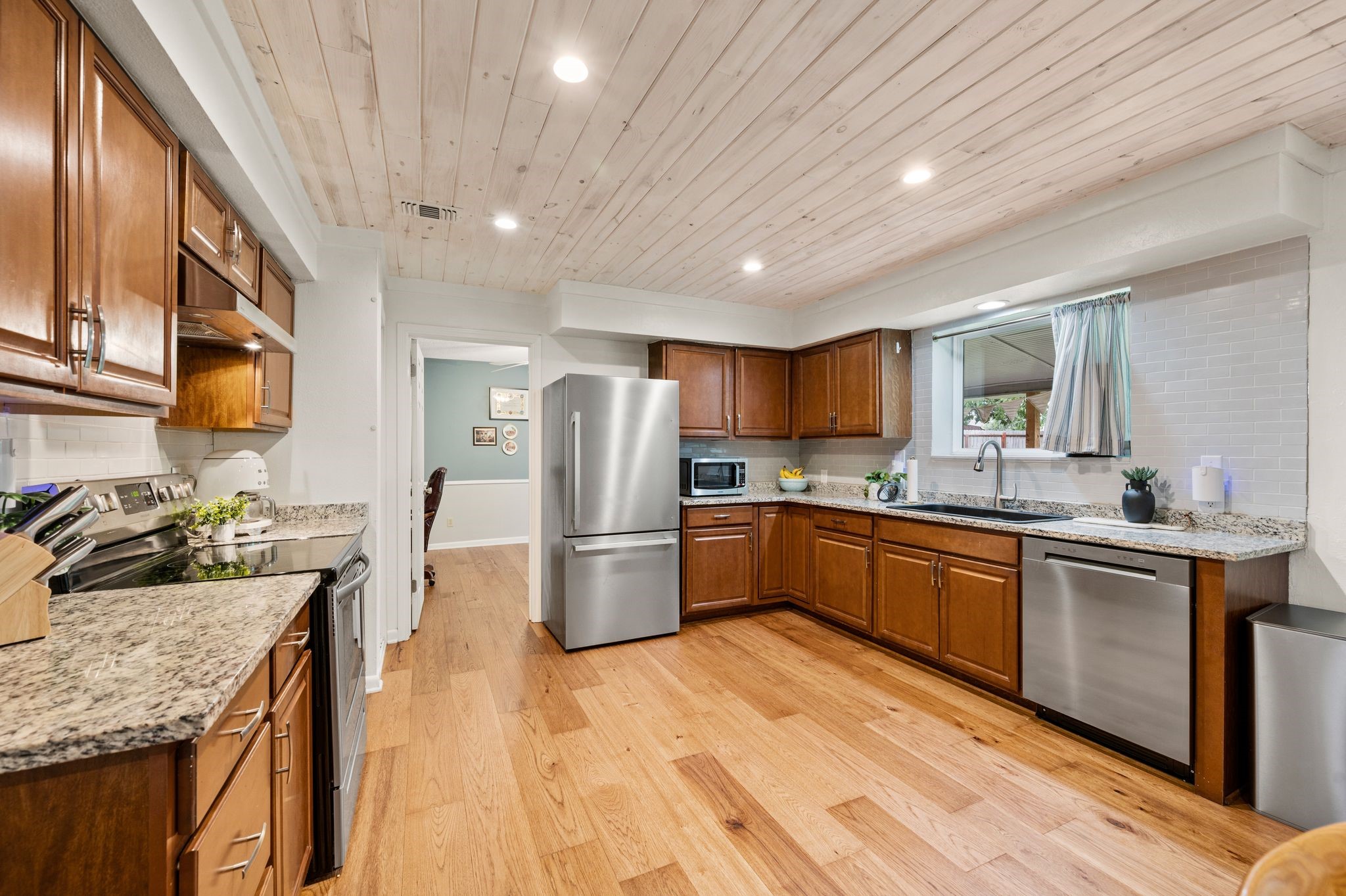 404 Brookview Drive
