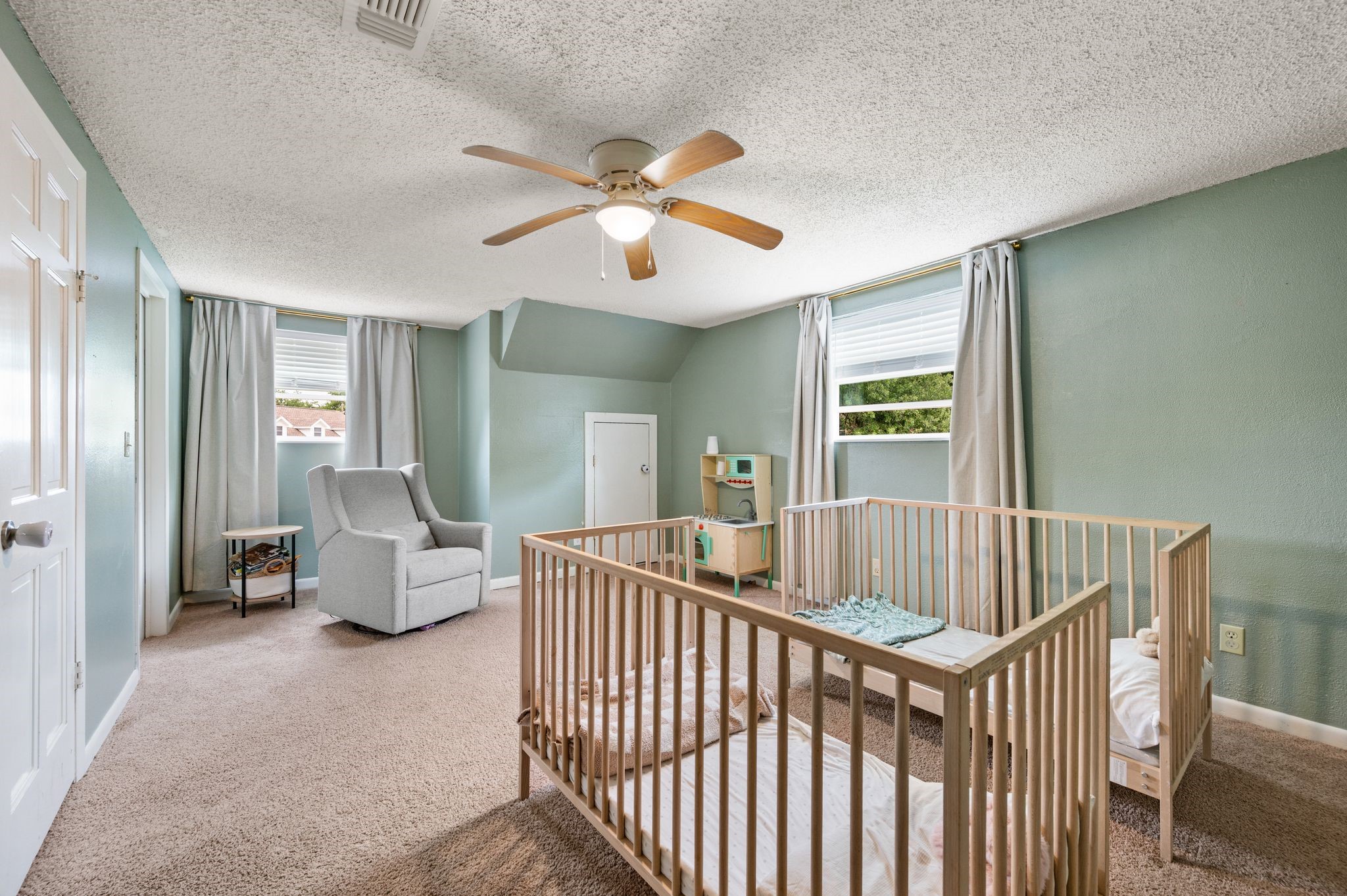 404 Brookview Drive