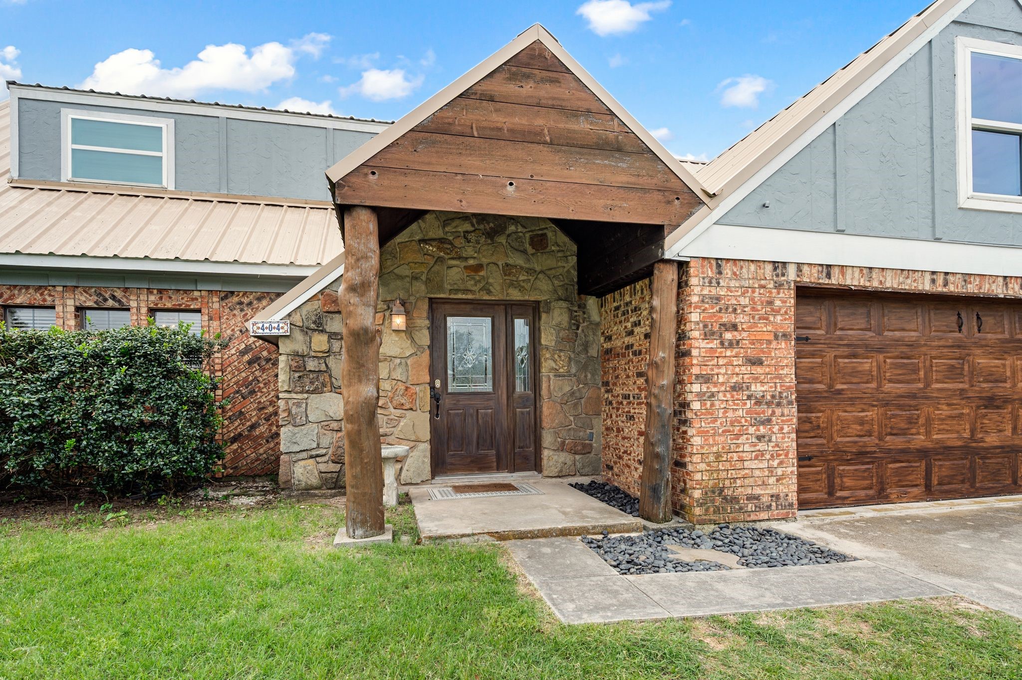 404 Brookview Drive