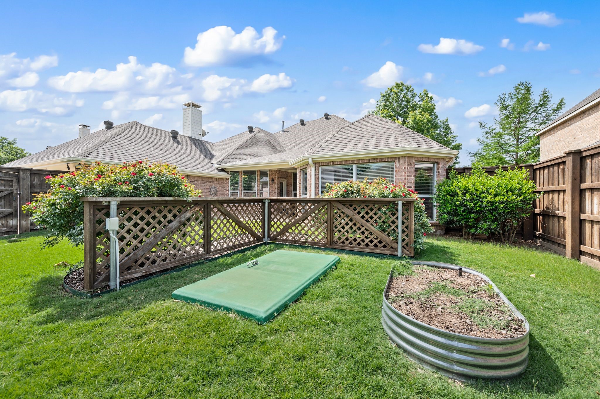 2046 Boone Circle