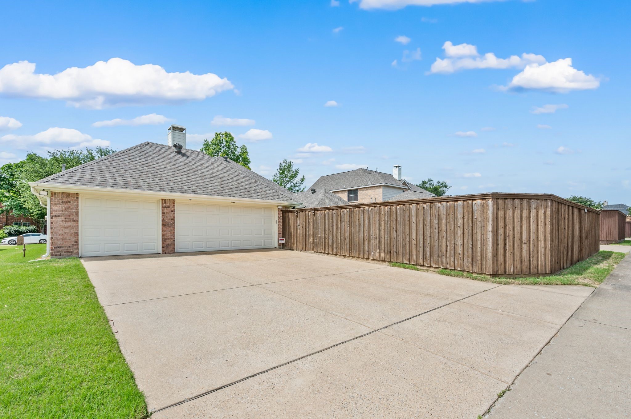 2046 Boone Circle