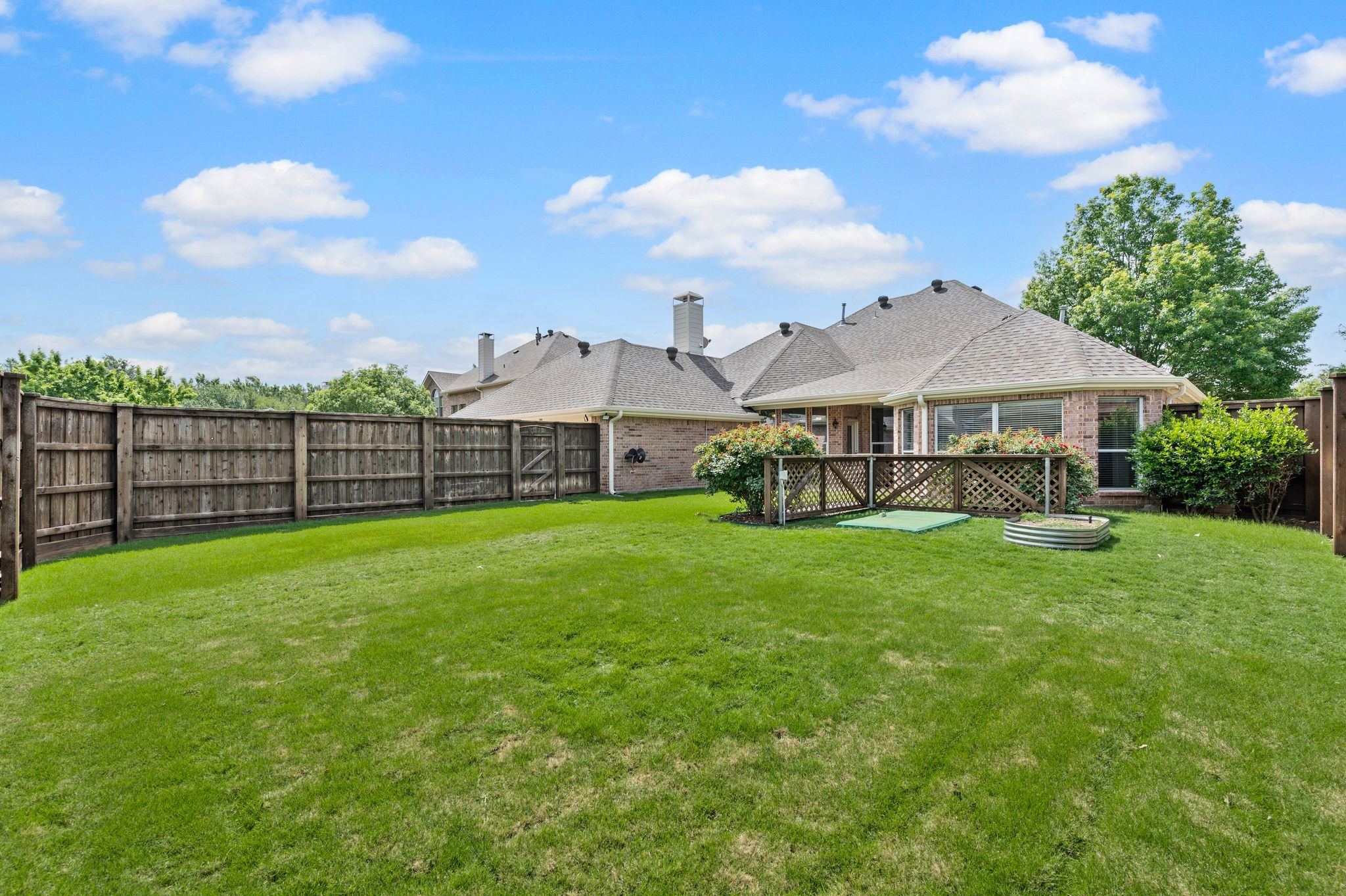 2046 Boone Circle