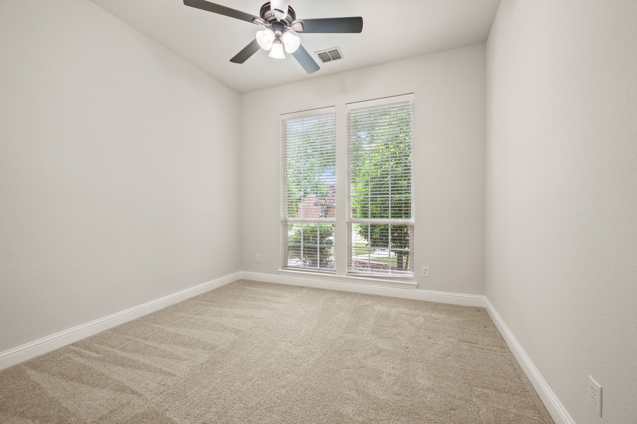 2046 Boone Circle