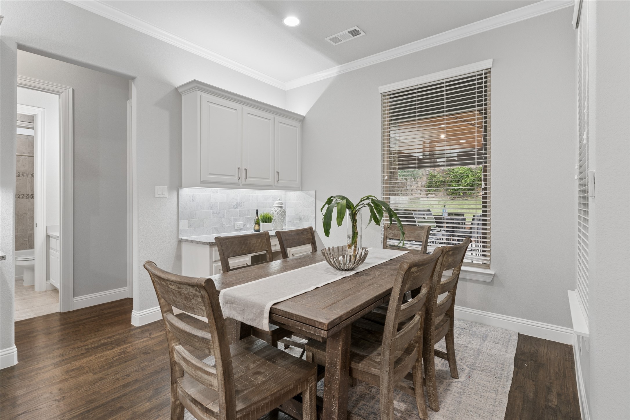 4008 Lombardy Court