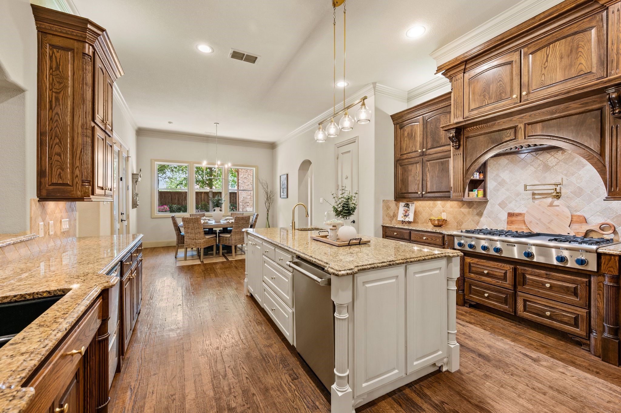 6804 Whittier Lane